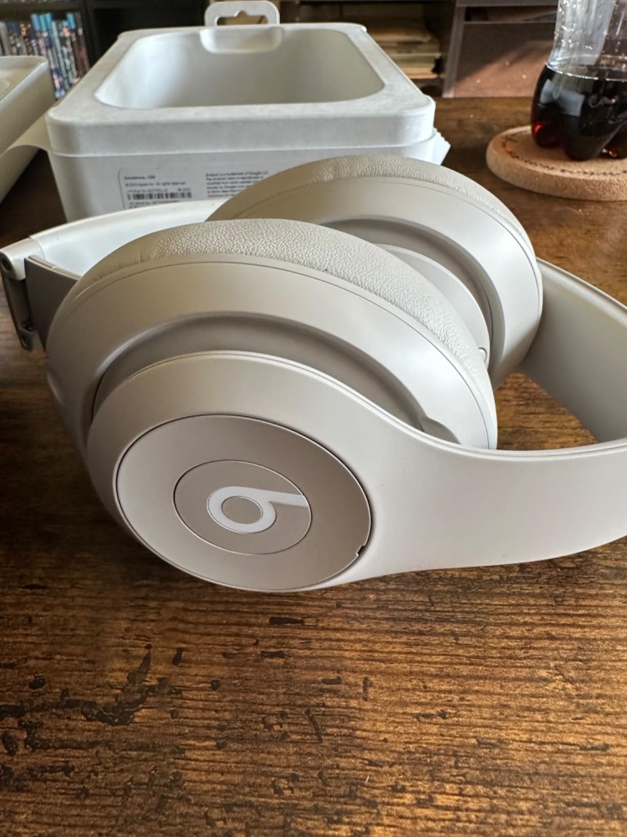 Beats Studio Pro - Premium Wireless Over-Ear Headphones- Up to 40-Hour Battery Life, Active Noise Cancelling, USB-C Lossless Audio, Apple & Android Compatible - Matte White customer photo 2