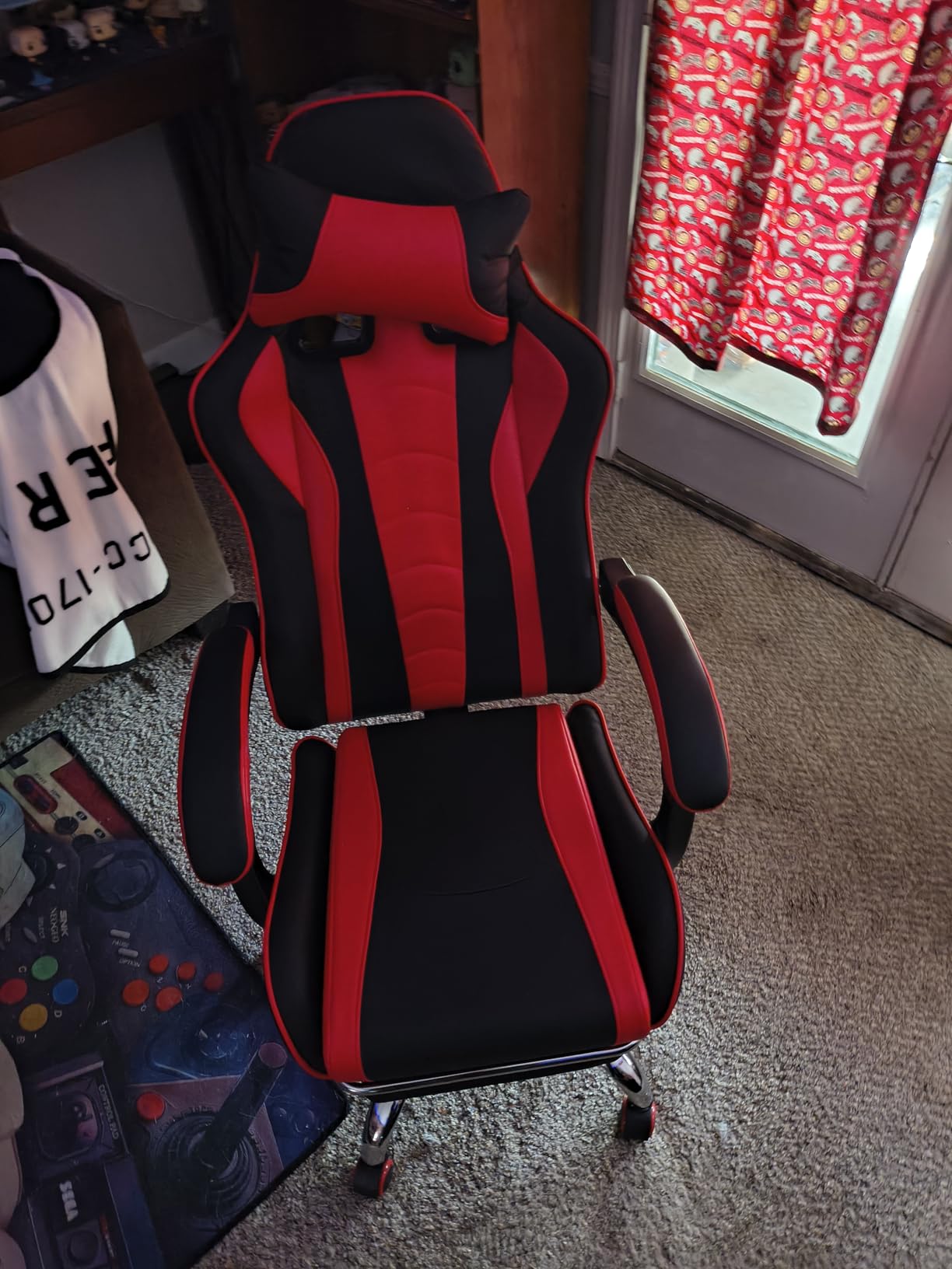Yaheetech Gaming Chair with Electric Massage Lumbar Support, Footrest and Headrest, Ergonomic High Back Recliner for Home Office, Computer Desk Chair, Height Adjustable, 300 lbs, Black/White customer photo 2