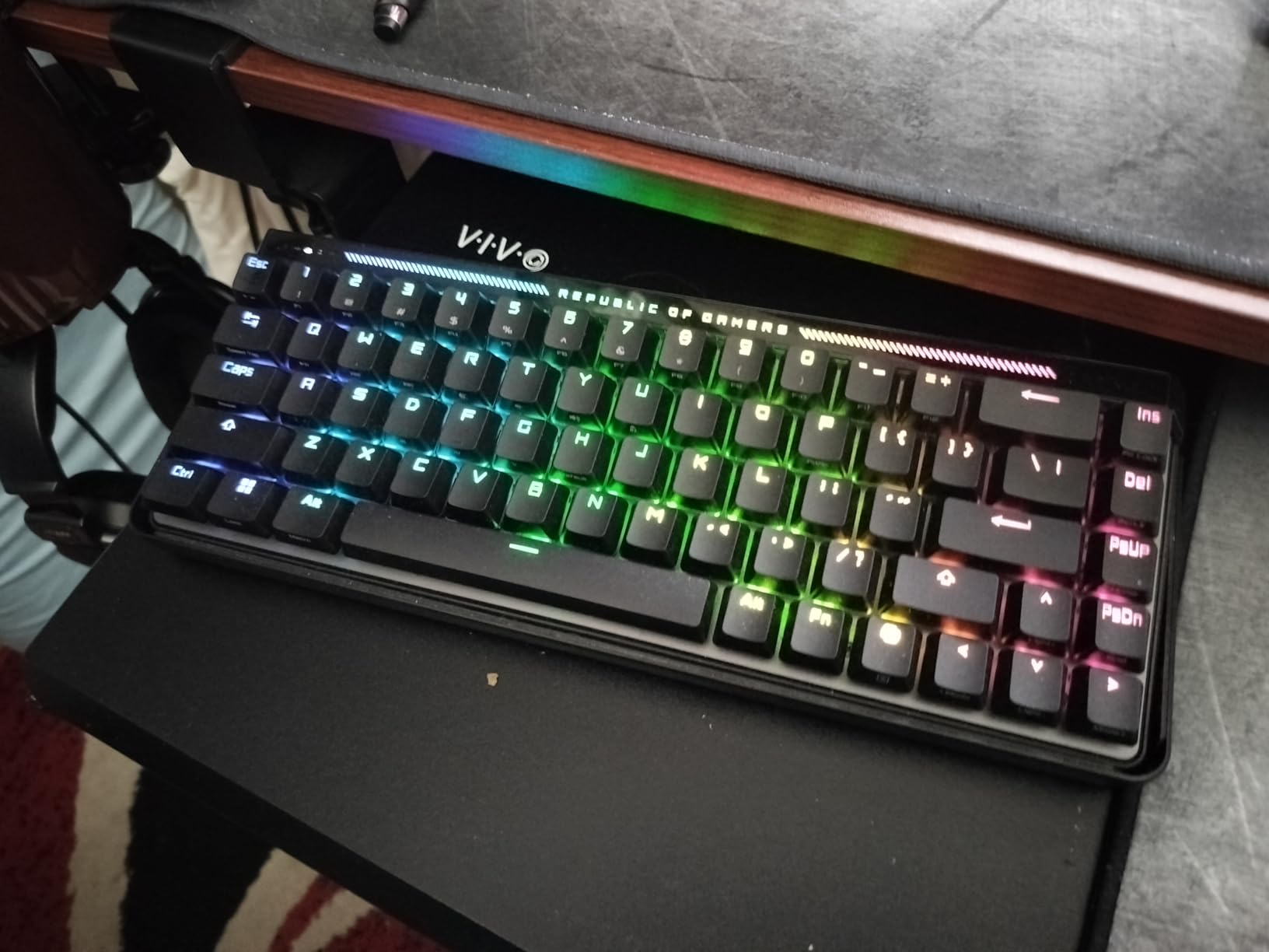 ROG Falchion Ace HFX Hall Effect Gaming Keyboard - 65% TKL, Dual USB-C, Magnetic Switches, Rapid Trigger, Speed Tap, 8000 Hz Polling, Touch Panel, Portable, Protective Cover, PBT Keycaps - Black customer photo 1