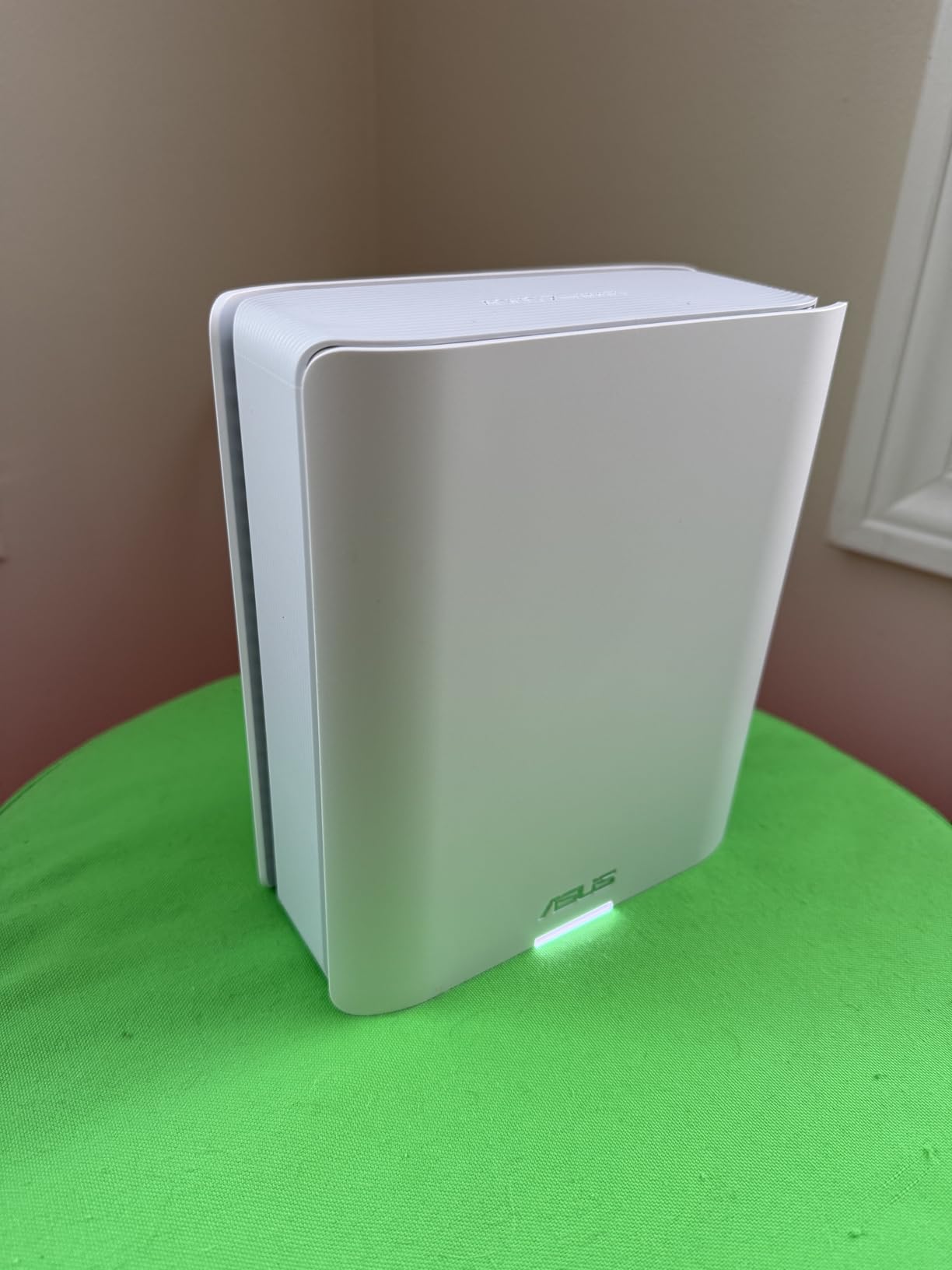 ASUS ZenWiFi BT6 Tri-Band WiFi 7 Mesh, 9.4 Gbps, 5800 sq.ft. (2pk), 2.5G WAN Port, Security and Parental Controls Included, Smart Home Master SSIDs, 4G & 5G Mobile Tethering - BT6 (W-2-PK) customer photo 1
