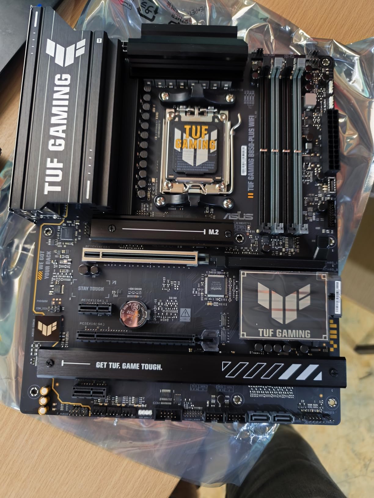 ASUS TUF Gaming B850-PLUS WiFi AMD AM5 B850 ATX Motherboard customer photo 1