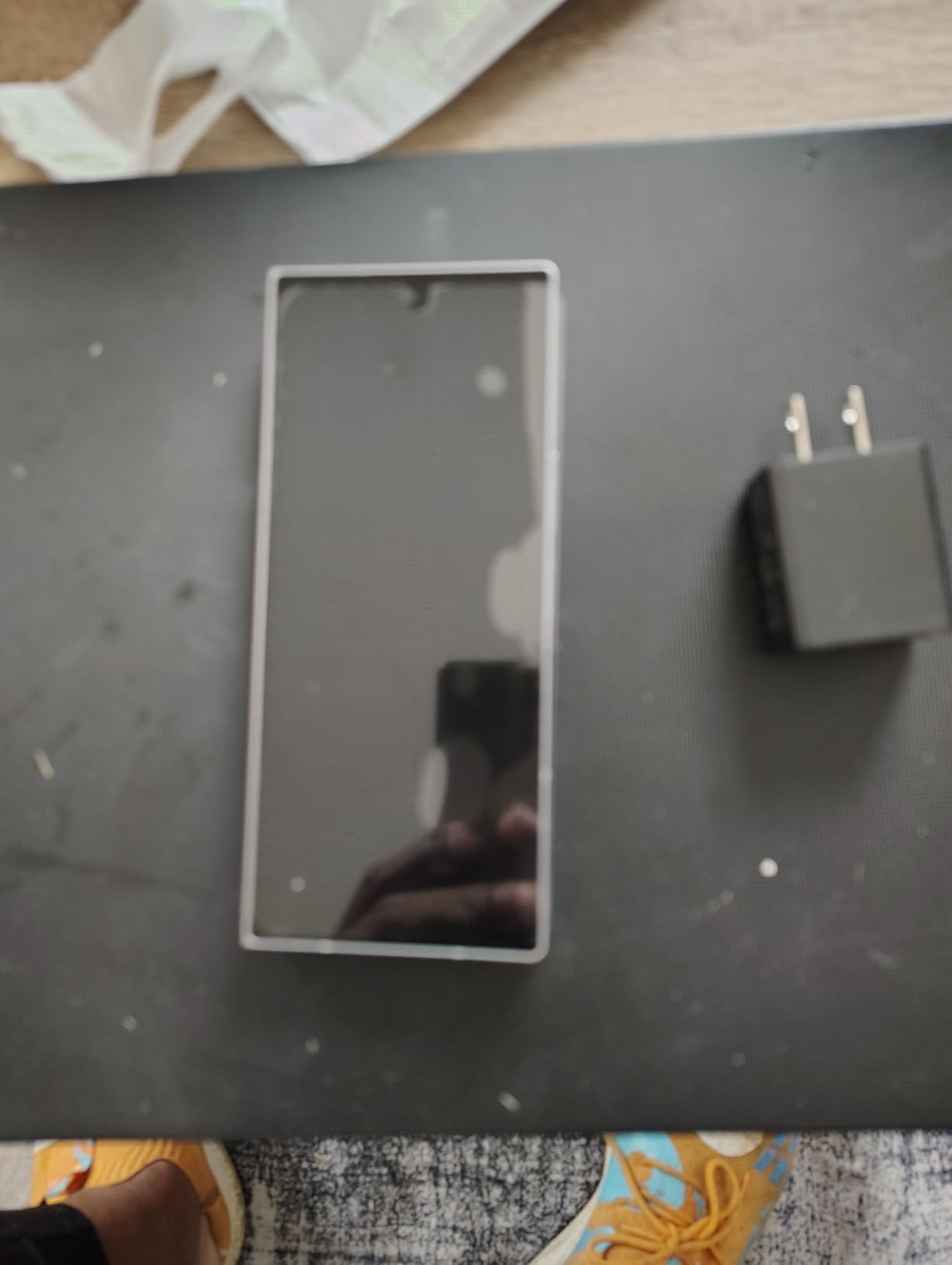 Samsung Galaxy Z Fold 6 AI Cell Phone, 256GB Unlocked Silver Shadow (Renewed) customer photo 1