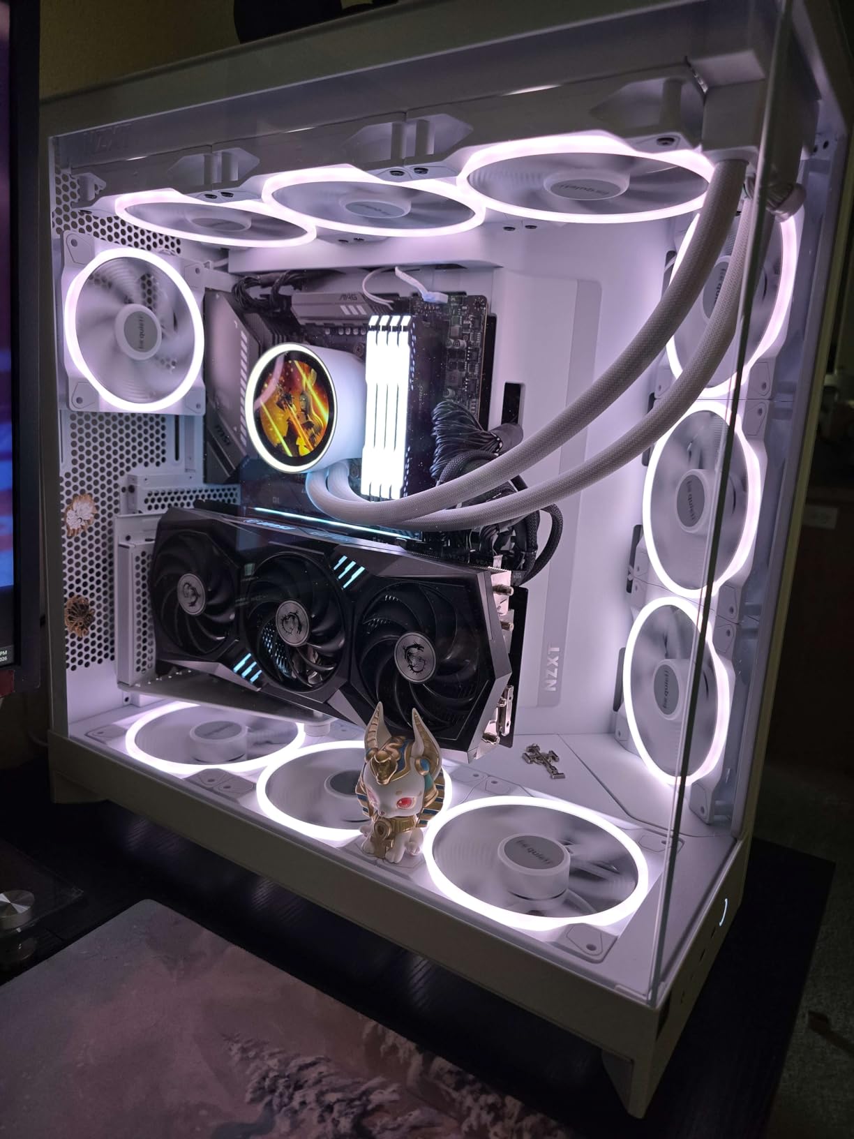 NZXT H9 Flow (2025) Large Dual-Chamber ATX Mid-Tower PC Case - 3x140mm & 1x120mm Fans Included, 420mm Radiator Support, Back-Connect Ready customer photo 2