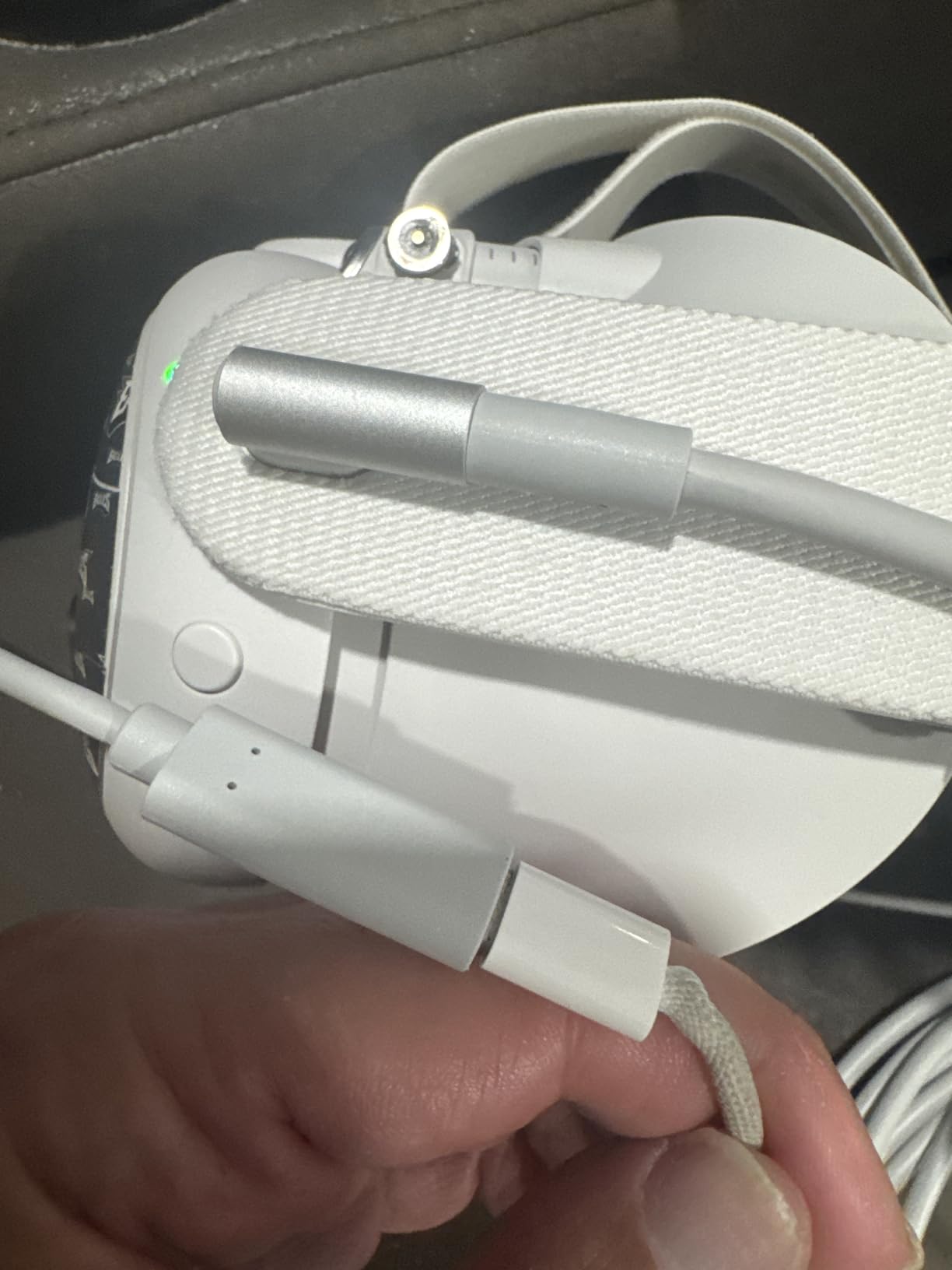 KIWI design Link Cable with Charging 16FT Compatible with Meta Quest 3S/3/2/Pro/Pico 4 Accessories and PC/SteamVR, USB 3.0 to USB C Link Cable with 5Gbps Super Speed for Extended Gameplay, White customer photo 1
