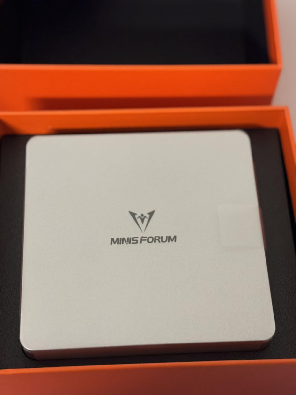 MINISFORUM UM870 Slim Mini PC AMD Ryzen 7 8745H (8C/16T), Mini Desktop Computer 32GB DDR5 RAM 1TB SSD, USB4/HDMI/DP 8K@60Hz Output, 2.5G LAN Port, 4xUSB Ports, WiFi 6E, BT5.3, AMD Radeon 780M Graphics customer photo 2