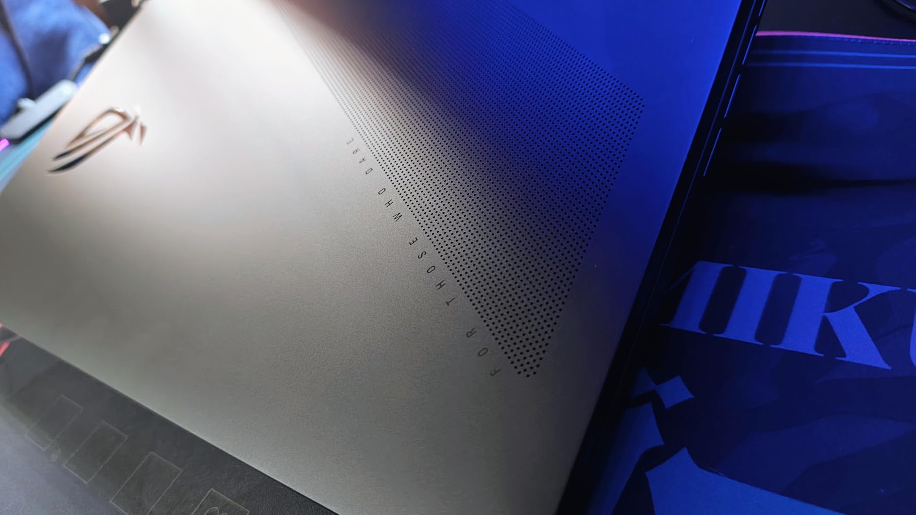 ASUS ROG Strix SCAR 18 (2025) Gaming Laptop, 18