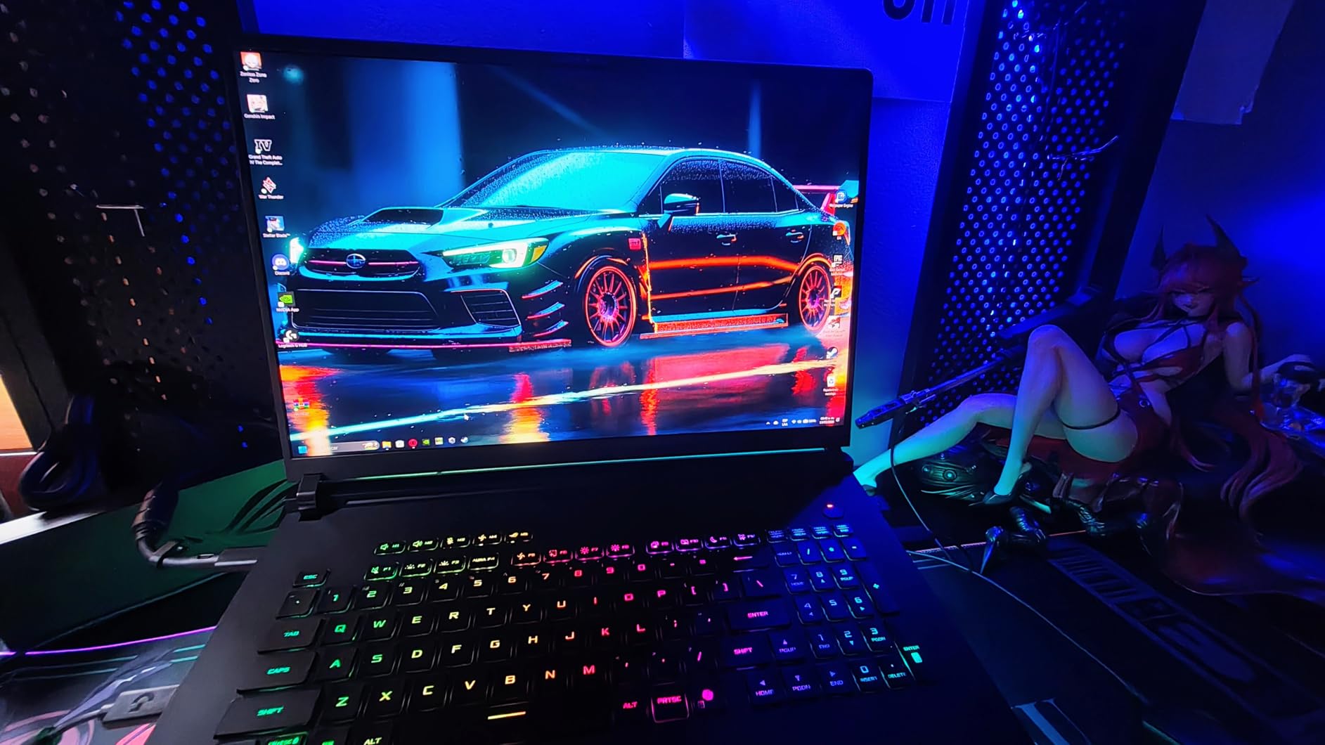 ASUS ROG Strix SCAR 18 (2025) Gaming Laptop, 18