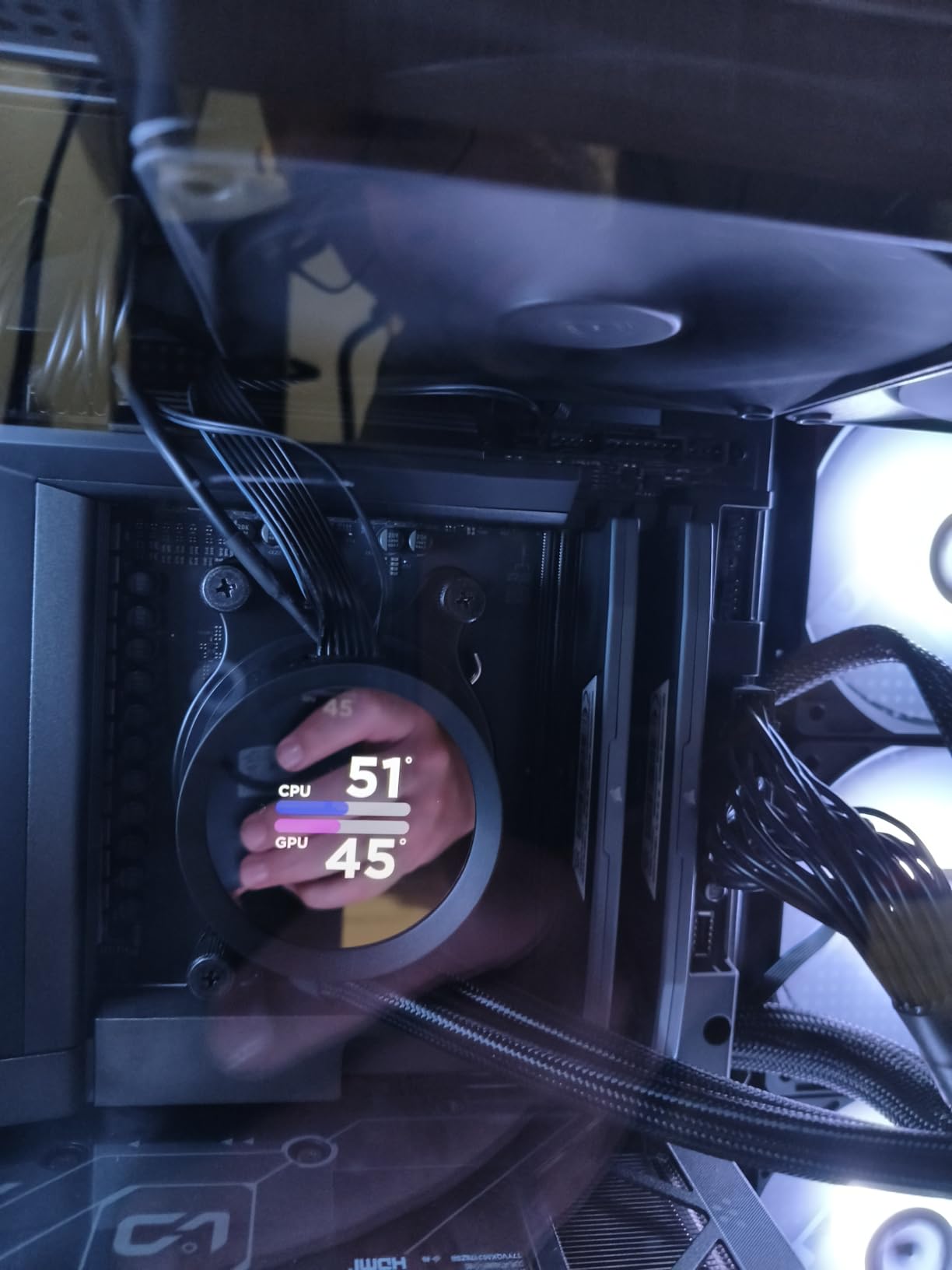 Ryzen 9 9900X3D 12-Core Processor customer photo 1