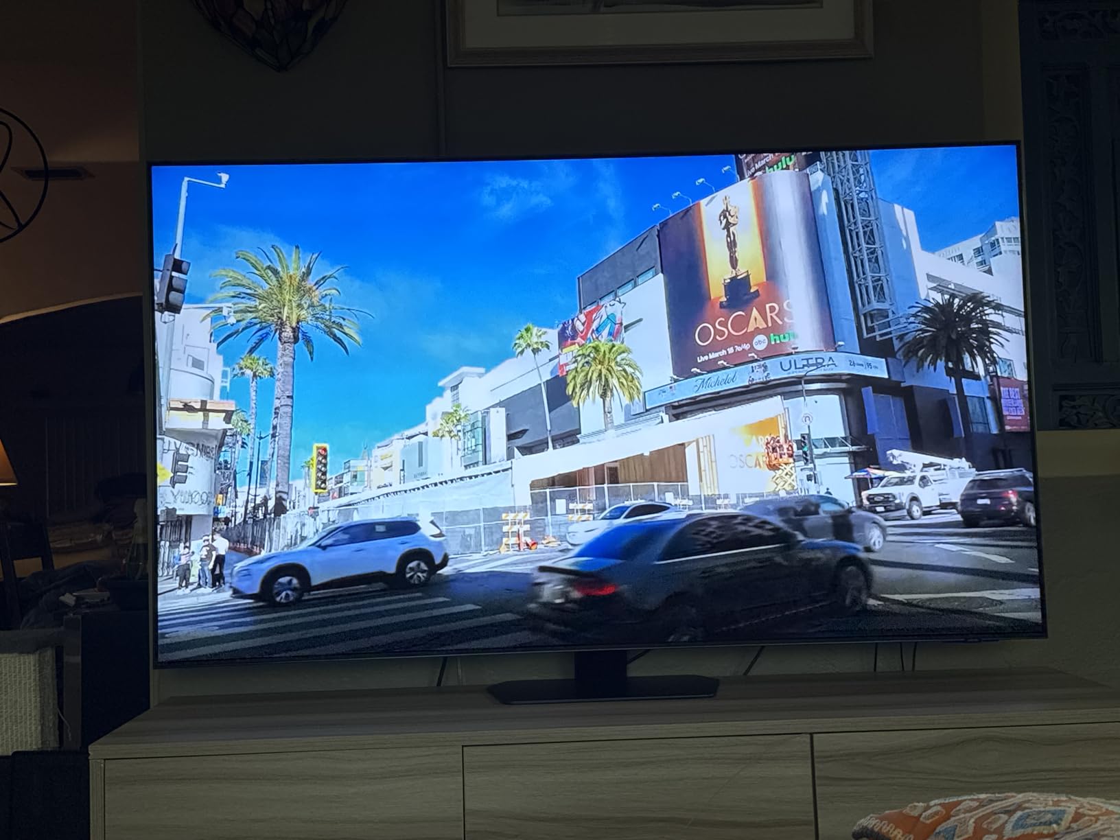 Samsung 65-Inch Class Neo QLED 4K QN90F Series, Vision AI, Mini LED Smart TV (2025 Model) Neo Quantum HDR+, Glare Free, Alexa Built-in customer photo 2