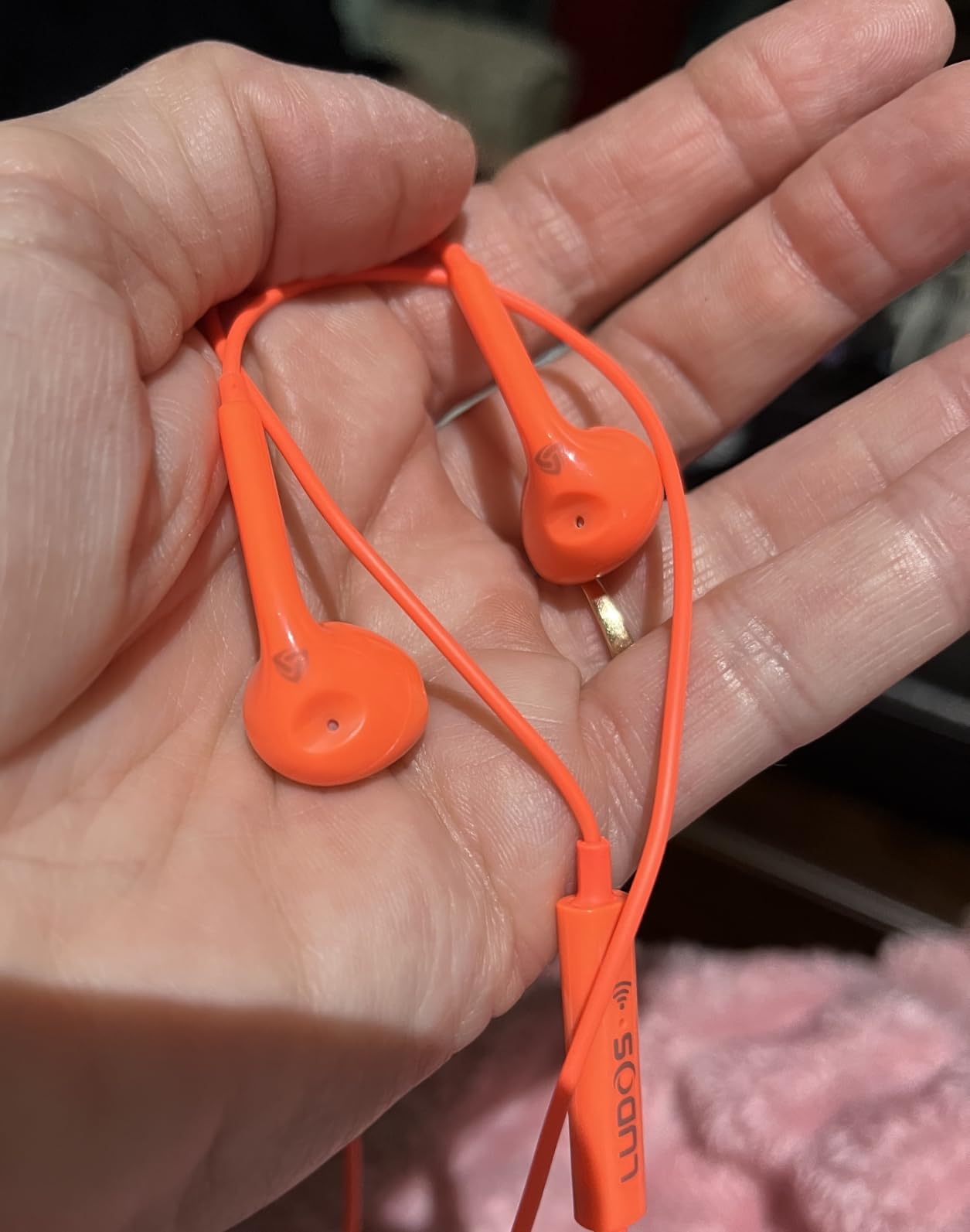 LUDOS Zenith Wired Earbuds in-Ear Headphones, 5 Year Warranty, Earphones with Microphone, Corded for 3.5mm Jack Ear Buds for iPhone, Samsung, Computer, Laptop, Kids, School Students, Women, Small Ear customer photo 1