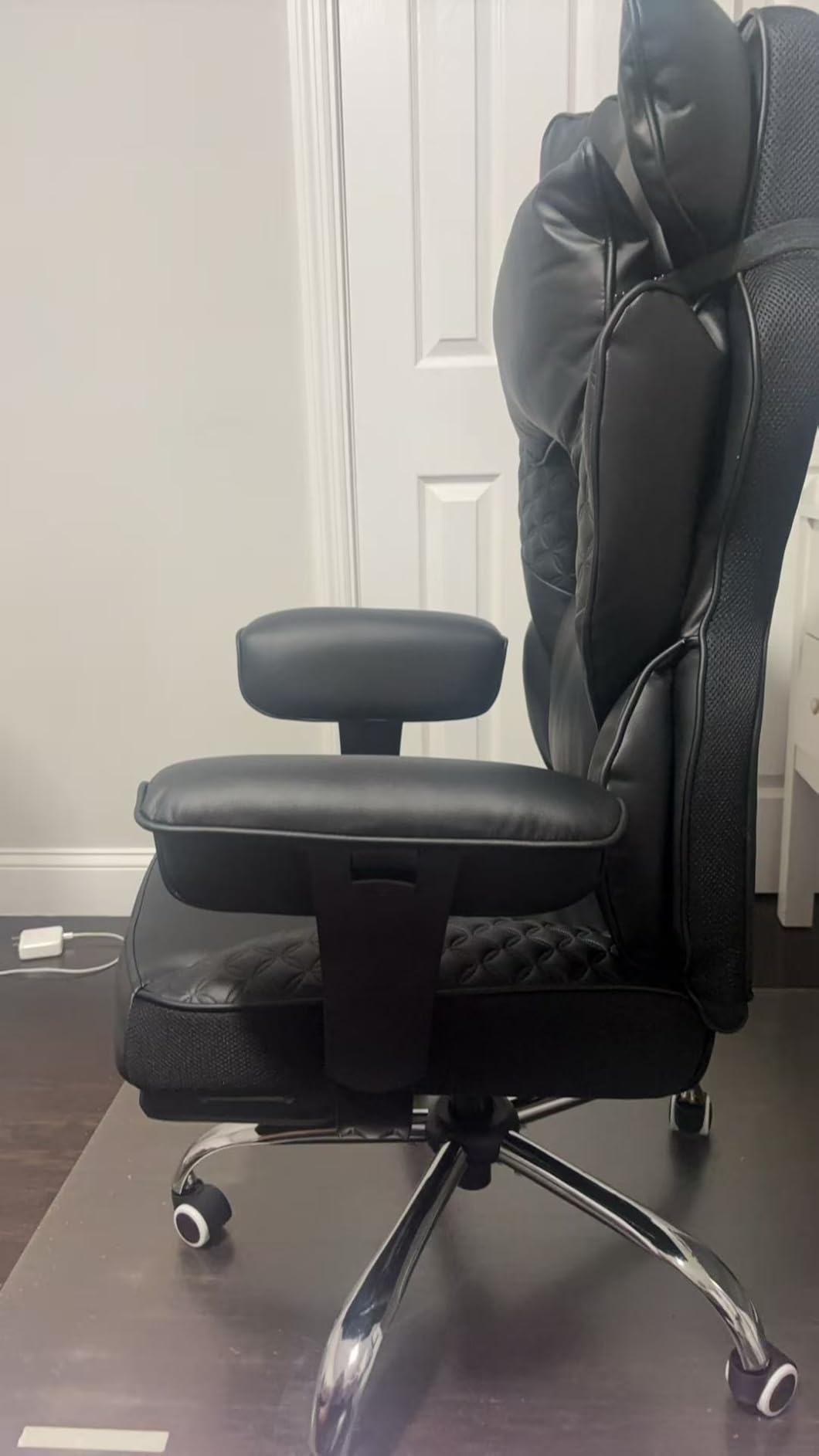 COMHOMA Big and Tall Office Chair Heavy Duty Wide Ergonomic Gaming Chair with Deluxe Embossing Designed Leather with Foot Rest,150°Reclining Adjustable Armrests Pocket Spring Back Support and Pillow customer photo 2
