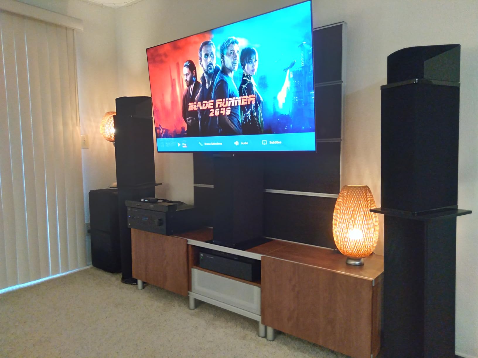 LG 48-Inch Class OLED evo AI Super Upscaling 4K C5 Series Smart TV w/Dolby Atmos & Vision, HDR10, Filmmaker Mode, Wow Orchestra, Alexa Built-in (OLED48C5PUA, 2025) customer photo 1