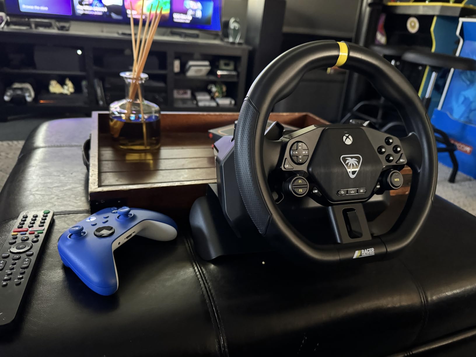 Turtle Beach Racer Wireless Racing Wheel System Officially Licensed for Xbox Series X|S & Xbox One and Windows PCs - Complete Design, Reliable Wireless Connection, up to 30Hr Battery- Black customer photo 2