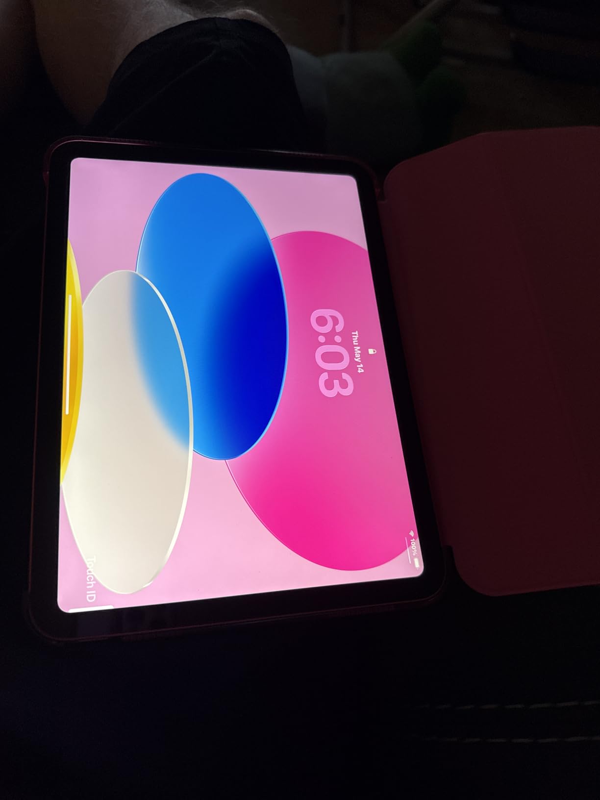 iPad 11-inch: A16 chip, 11-inch Model, Liquid Retina Display, 128GB, Wi-Fi 6, 12MP Front/12MP Back Camera, Touch ID, All-Day Battery Life - Silver customer photo 2