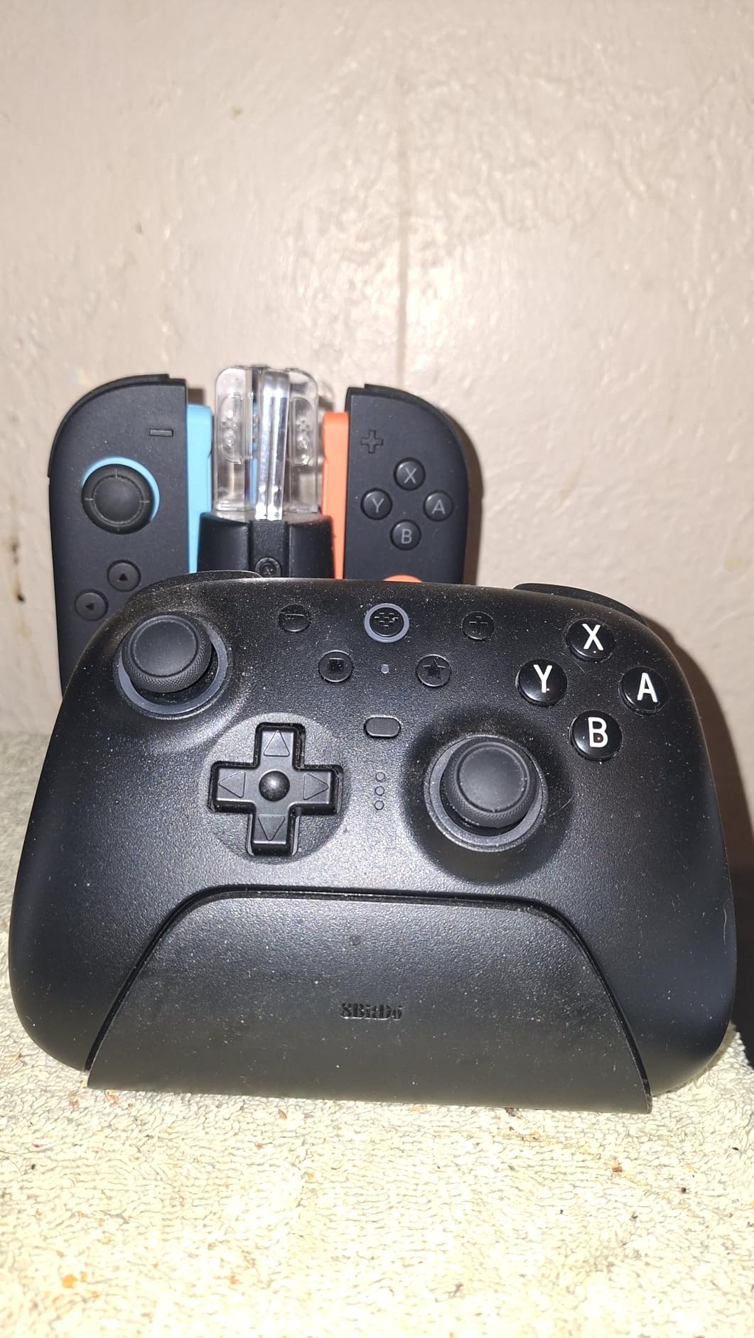 8BitDo Ultimate 2 Bluetooth Controller for Switch/Switch 2 & Windows PC, TMR Joysticks, Switchable Hall Effect/Tactile Triggers, Vibration and Motion Control - Black customer photo 1