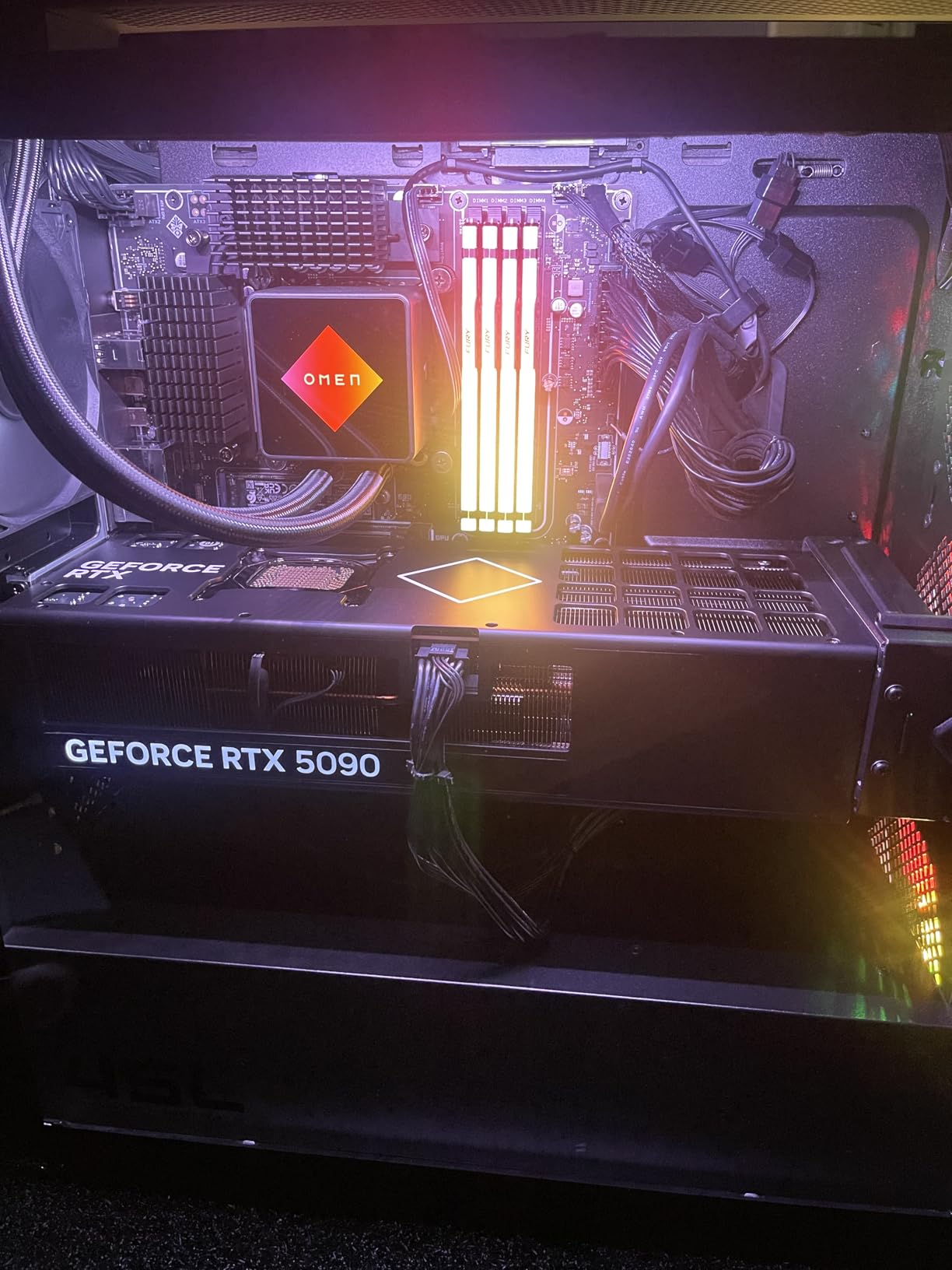 OMEN 45L Gaming Desktop, Intel Core Ultra 9 285K, 64 GB RAM, 2 TB SSD, NVIDIA GeForce RTX 5090, Windows 11 Pro, Microsoft Copilot, Tempered Glass, GT22-3090 (2025) customer photo 1