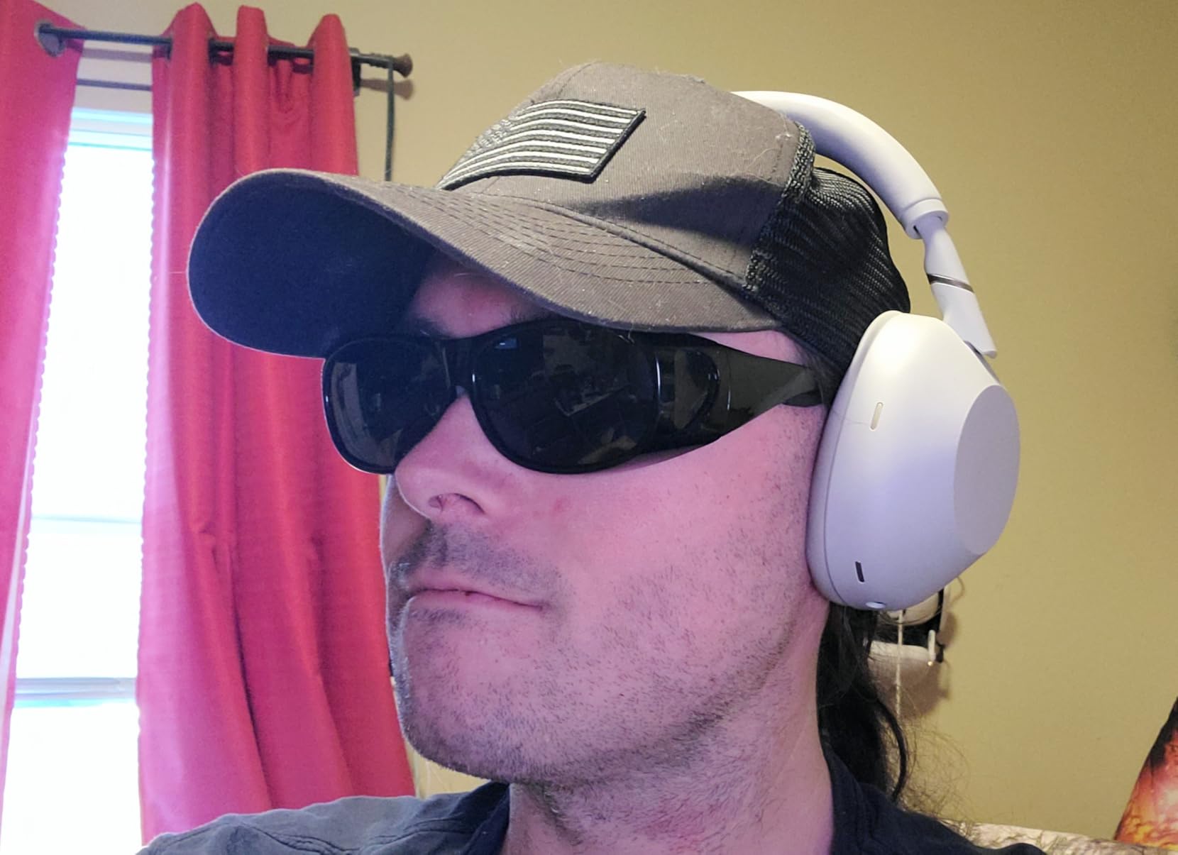 Sony WH-1000XM6 The Best Noise Canceling Wireless Headphones, HD NC Processor QN3, 12 Microphones, Adaptive NC Optimizer, Studio-Quality, 30-Hour Battery, Midnight Blue customer photo 2