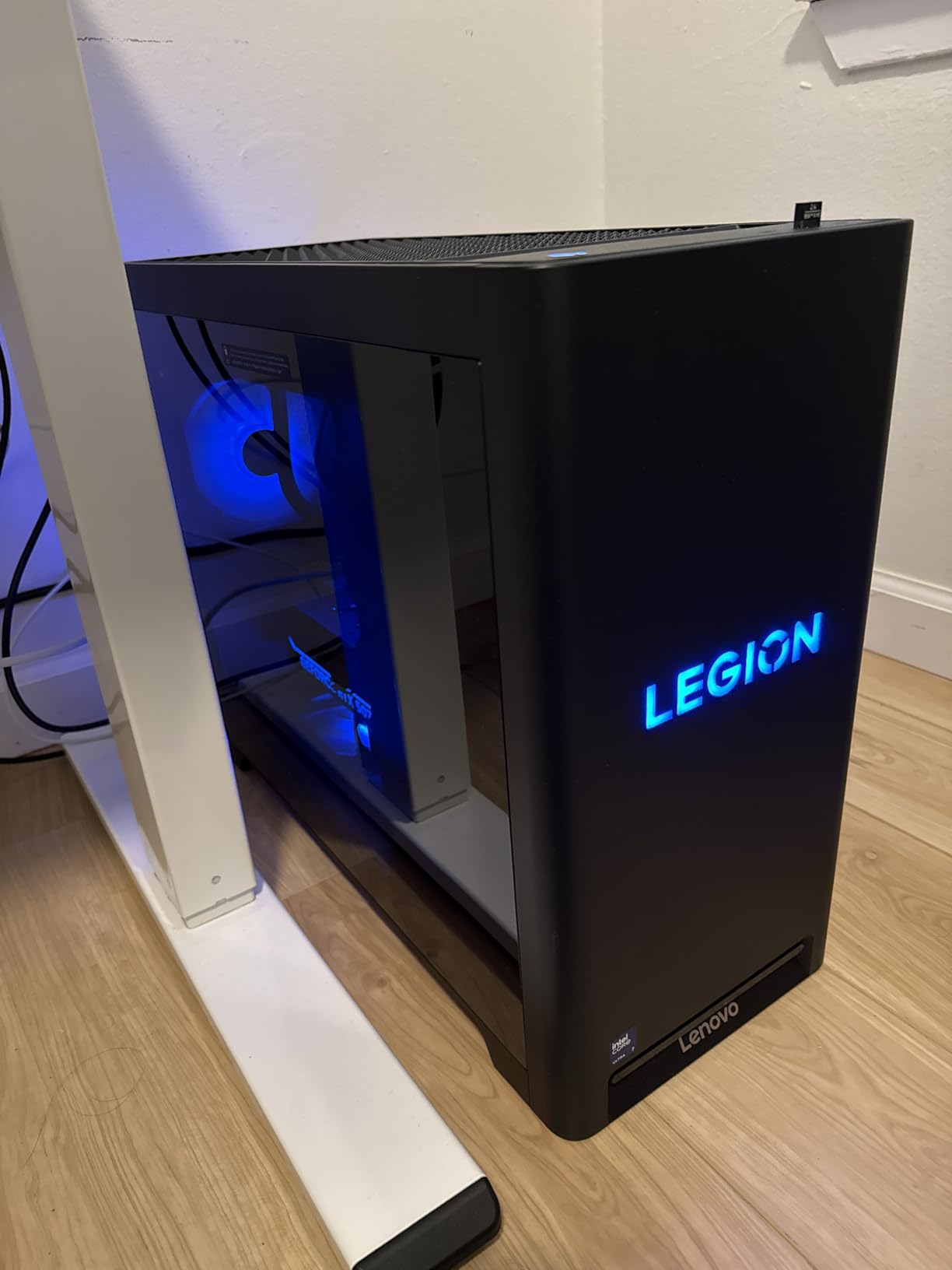 Legion Tower 5i - AI-Powered Gaming PC - Intel Core Ultra 7 265F Processor - NVIDIA GeForce RTX 5070 Ti Graphics - 32 GB Memory - 1 TB Storage - 3 Months of PC GamePass customer photo 1