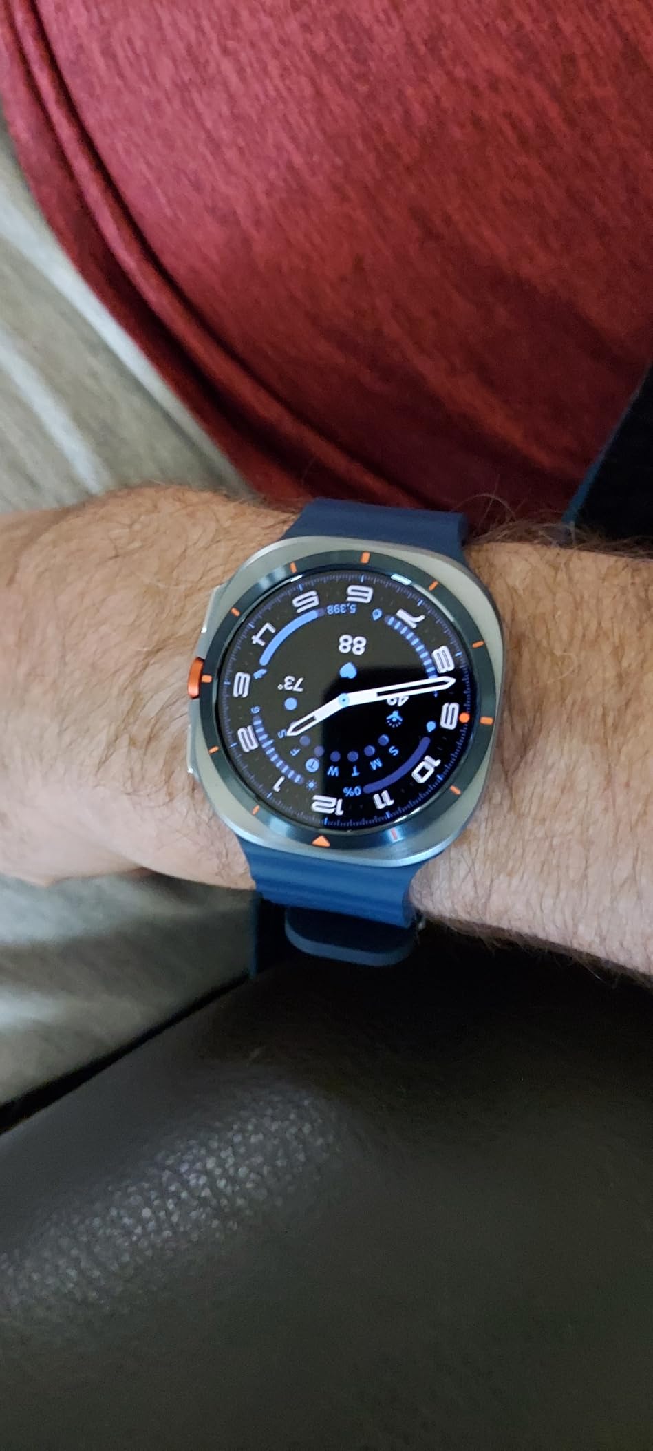 Samsung Galaxy Watch Ultra (2025) 47mm LTE Smartwatch, Titanium Casing, Advanced Sleep Coaching, Running Coach, Energy Score, Heart Rate Tracking, GPS, Titanium Silver customer photo 2