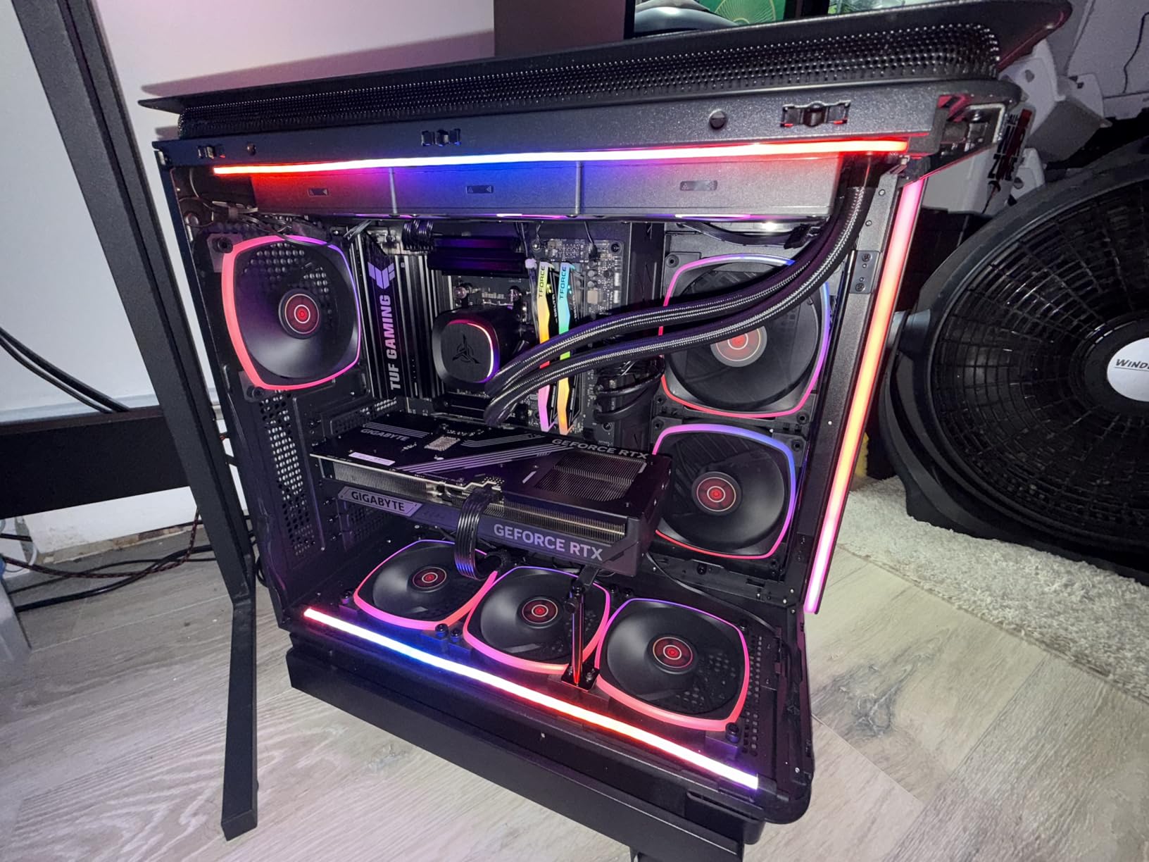 ASUS TUF Gaming B650E-PLUS WiFi AMD B650 ATX Motherboard, 12+2+1 80A DrMOS Power Stages, DDR5, PCIe 5.0 Ready, 3X M.2, Wi-Fi 6E, 2.5Gb LAN, DisplayPort, HDMI, USB Type-C, BIOS Flashback, Aura Sync customer photo 2
