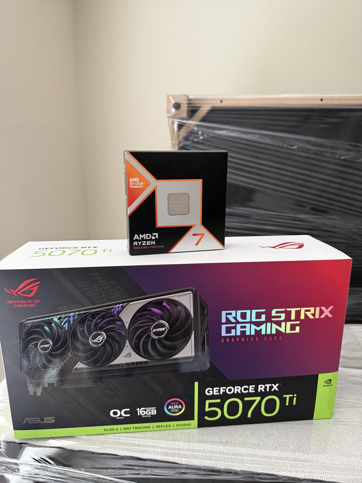 ROG Strix GeForce RTX 5070 Ti OC Edition 16GB GDDR7 Graphics Card, NVIDIA (PCIe 5.0, HDMI/DP 2.1, 3.2-Slot, Axial-tech Fans, MaxContact Design with Vapor Chamber, Phase-Change GPU Thermal Pad) customer photo 1