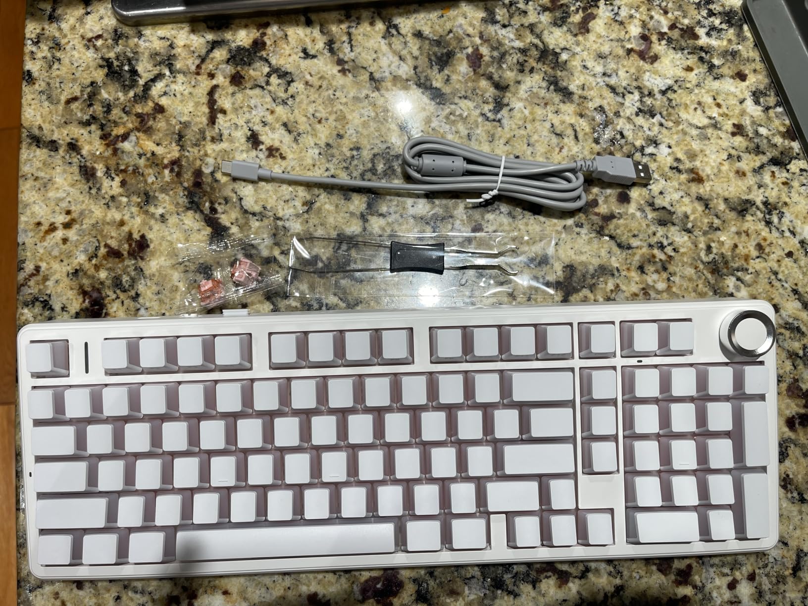 AULA F99 Pro Wireless Mechanical Keyboard - Silent Version, BT5.0/2.4GHz/USB-C Hot Swappable Custom Keyboard, Gasket Structure, Pre-lubed Linear Switches, RGB Backlit Computer Gaming Keyboards customer photo 1