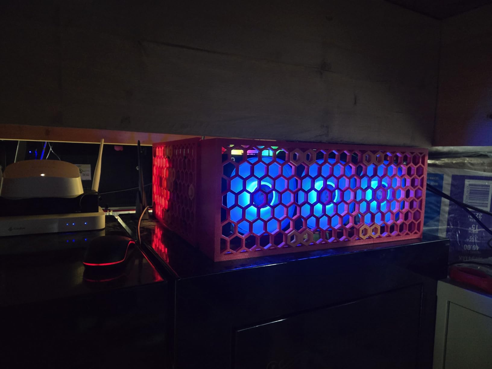 Pure Power 13 M 850W Power Supply, 80 Plus Gold Certification, ATX 3.1 PSU, Support for PCIe 5.1 GPUs, semi-Passive 120mm be quiet! Fan, LLC Technology, Single Rail, for Overclocked GPUs customer photo 1