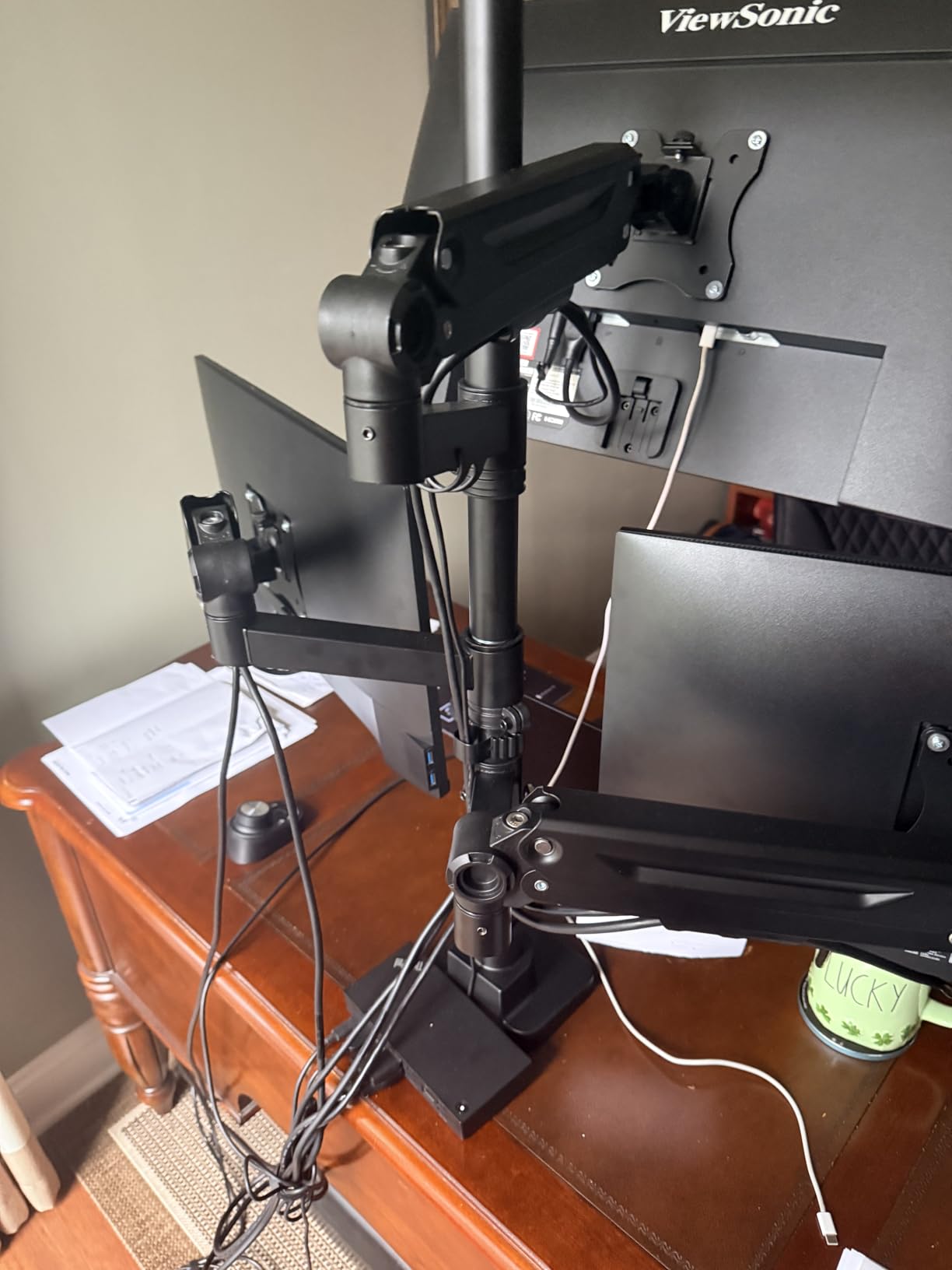 Triple Monitor Mount for up to 35-inch Screens - Heavy Duty Ultrawide Stand with Fully Adjustable, 12kg Gas Spring Arm (Each), VESA 75x75/100x100 mm, Black customer photo 1