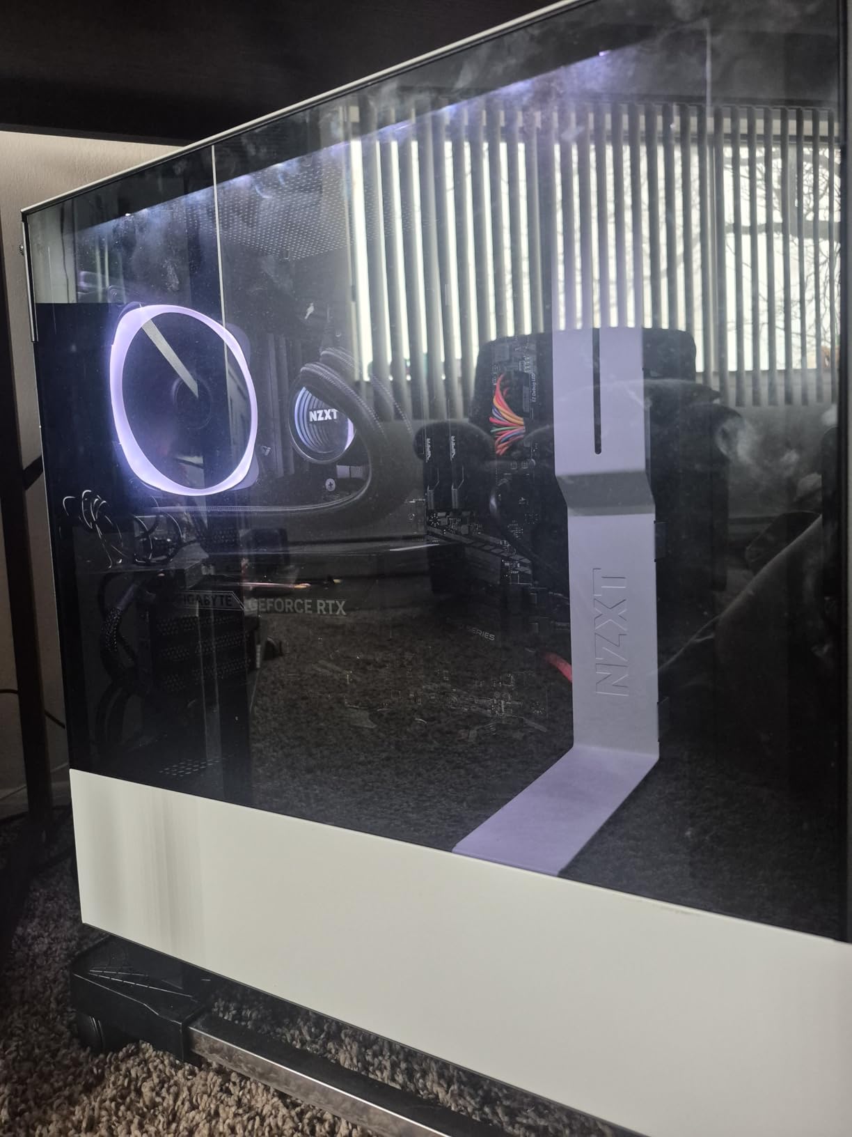 GIGABYTE GeForce RTX 5050 WINDFORCE OC 8G Graphics Card, 8GB 128-bit GDDR6, PCIe 5.0, WINDFORCE Cooling System, GV-N5050WF2OC-8GD Video Card customer photo 1