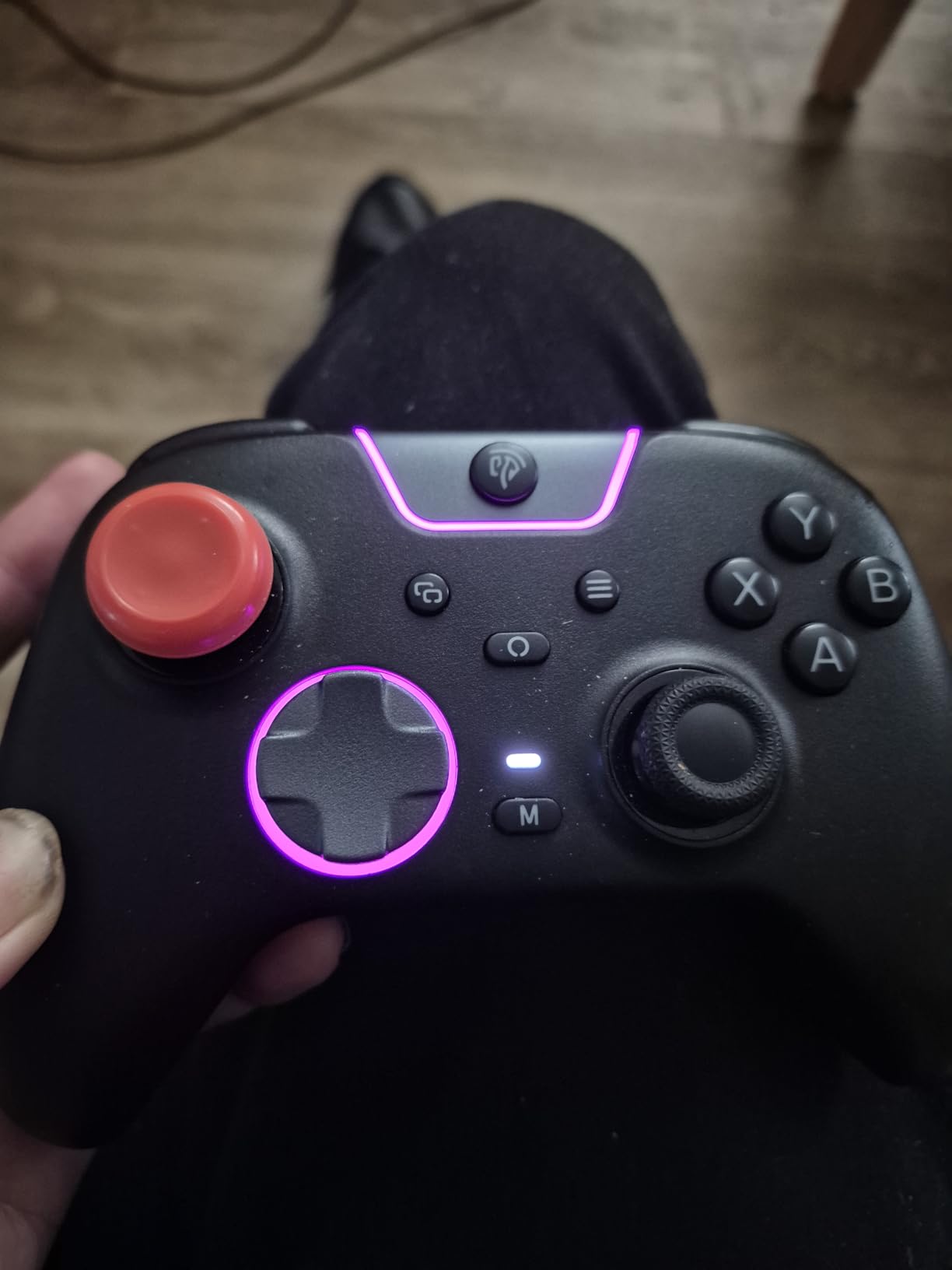 EasySMX X05Pro Wireless Gaming Controller for PC, Switch & Phone - Ultra-Quiet Buttons, Hall Effect Joysticks, 2-Stage Triggers, 1000Hz Polling Rate, Programmable, Ergonomic Grips with 1000mAh Battery customer photo 2