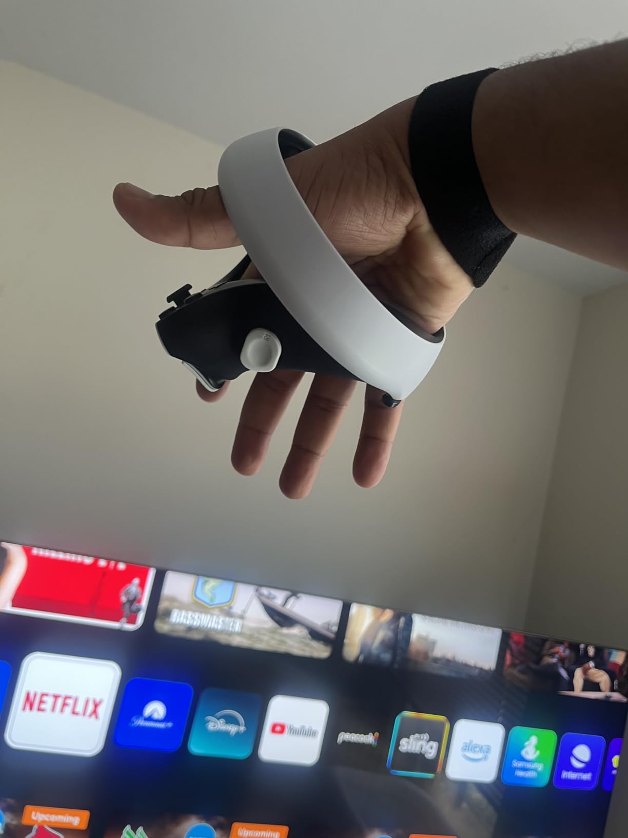 Globular Cluster CGP2 Controller Grips Compatible with PSVR2 Controller - Release Your Hands - Enjoy VR Gaming More customer photo 1