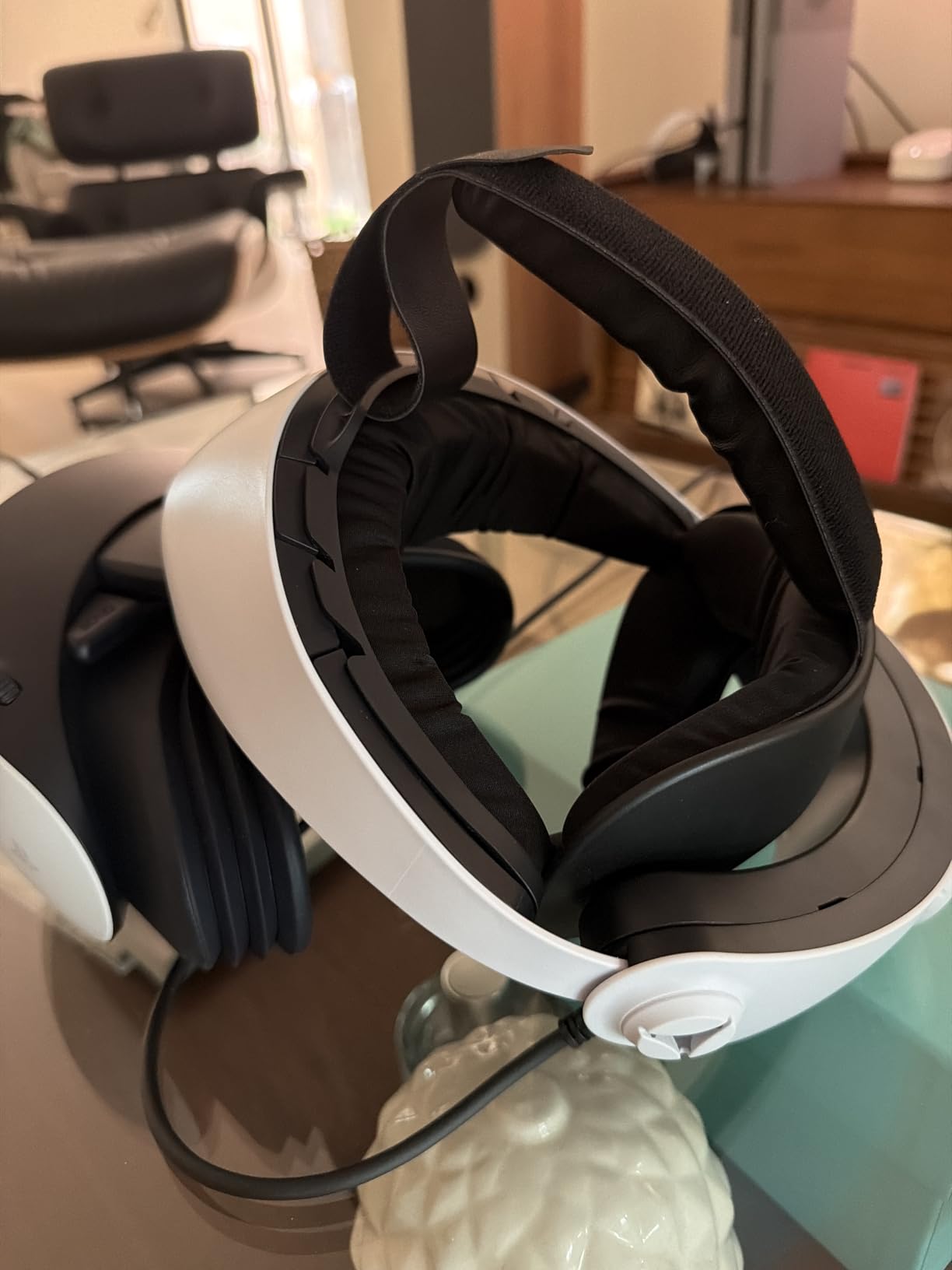 AMVR CM1 Comfortable Mod Kit for PS VR 2 Accessories, Stay in The Sweet Spot, Weight Balancer, Upgraded Soft & Breathable Forehead Pad and Rear Pad customer photo 2