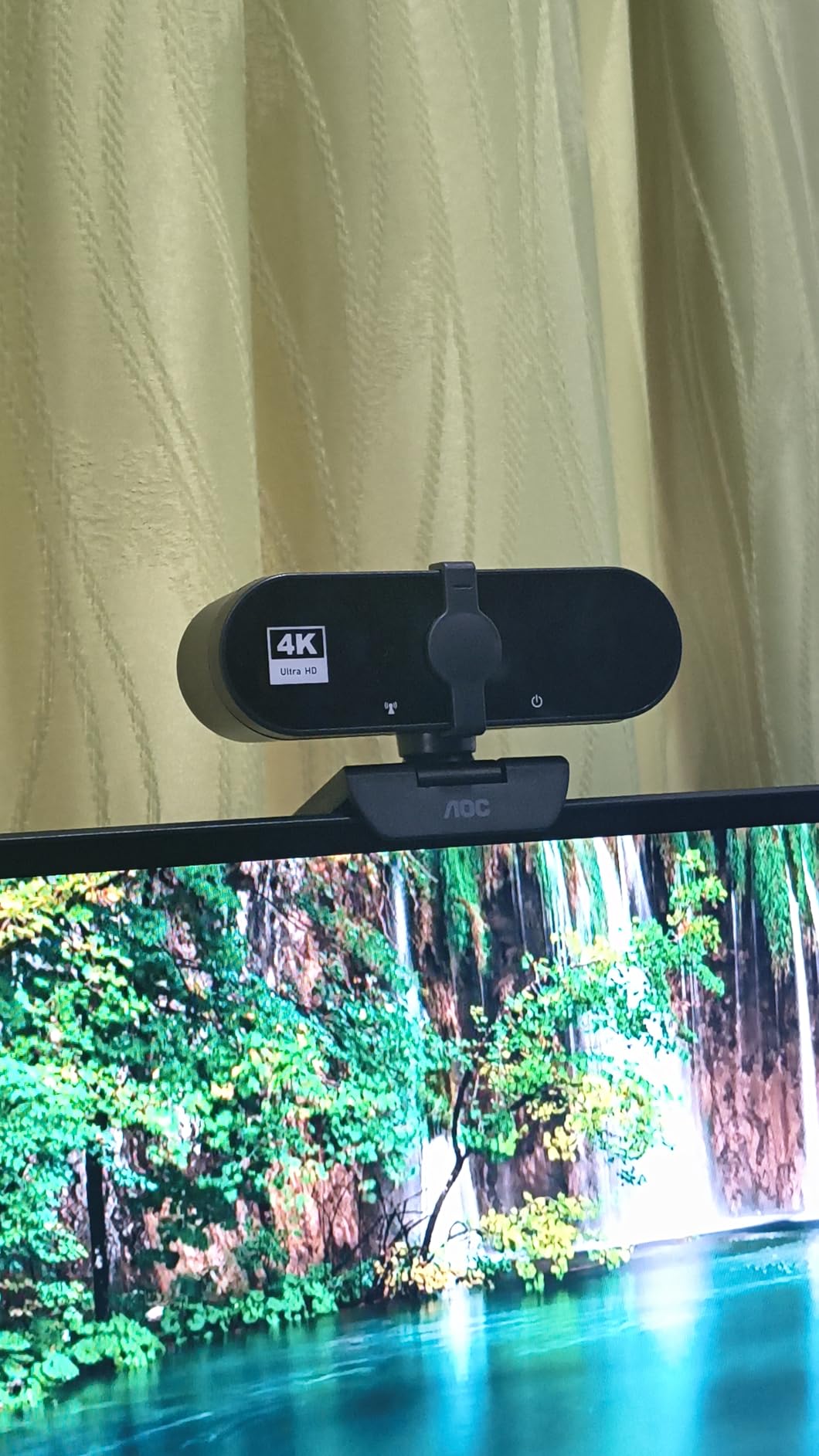 AOC 4k Webcam for PC with Microphone, Computer Camera with Noise Cancellation, Privacy Cover, 99° FOV, Plug & Play USB Webcam for Streaming, Conferencing, Zoom, Skype, Facetime, Laptop, PC customer photo 1