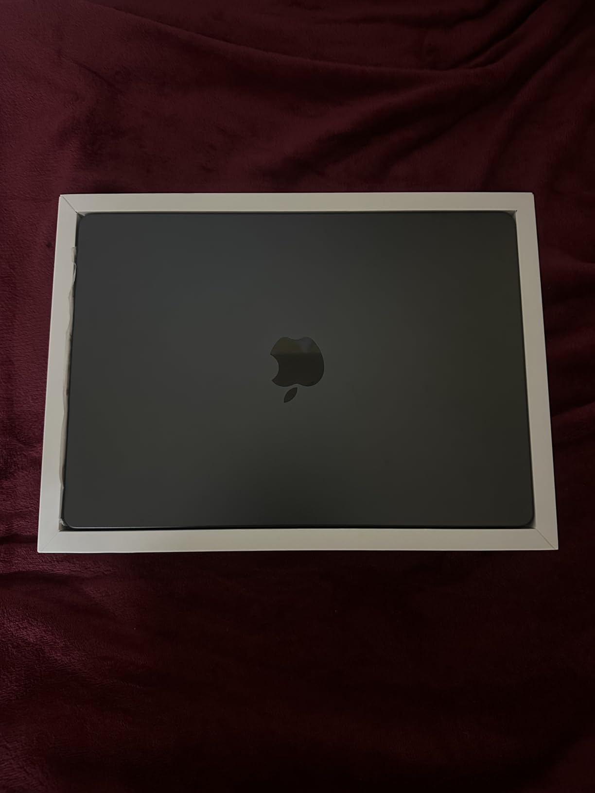 Apple 2025 MacBook Pro Laptop with Apple M5 chip with 10-core CPU and 10-core GPU: Built for AI, 14.2-inch Liquid Retina XDR Display, 16GB Unified Memory, 512GB SSD Storage; Space Black customer photo 1
