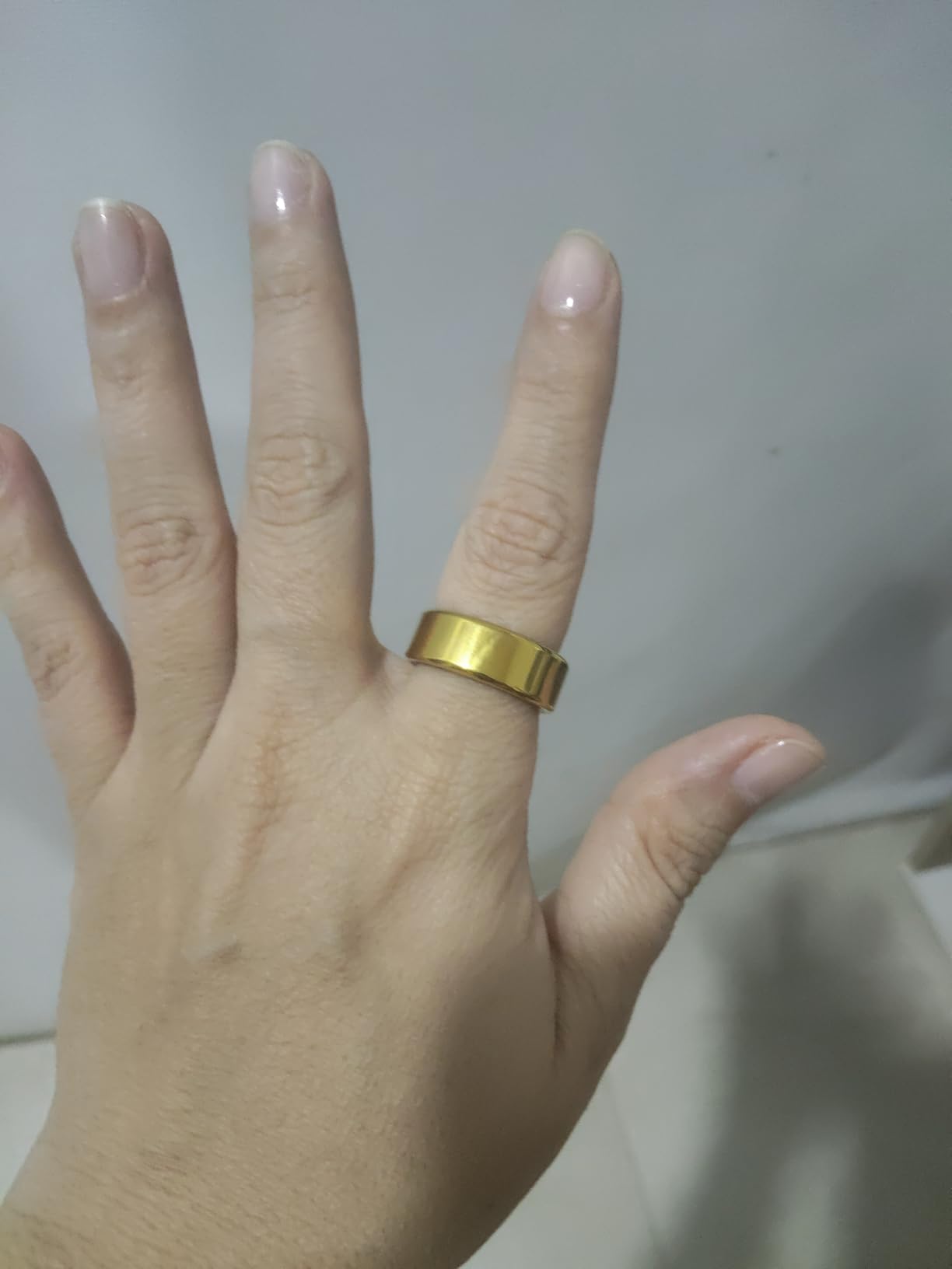 Smart Ring Health & Fitness Tracker for Men & Women, Heart Rate, SPO2, Sleep & Activity Monitoring, IP68 Waterproof, Long Battery Life, Family Care Mode, No Subscription Fee (Gold, 8) customer photo 2