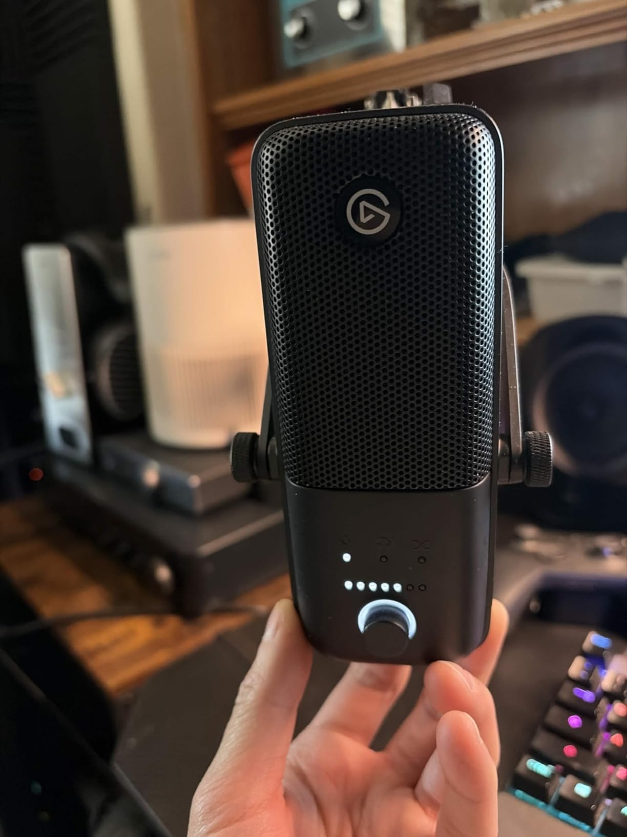 Wave:3 MK.2 - Premium USB Condenser Microphone for Streaming & Podcasting with Wave FX Processor, Onboard DSP, Clipguard 2.0, VST Inserts - Works on PC and Mac customer photo 1