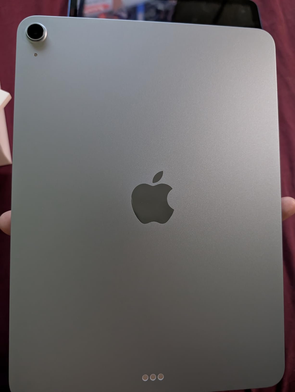 iPad Air 11-inch (M4): Liquid Retina Display, 256GB, 12MP Front/Back Camera, Wi-Fi 7 with Apple N1, Touch ID, All-Day Battery Life - Space Gray customer photo 2