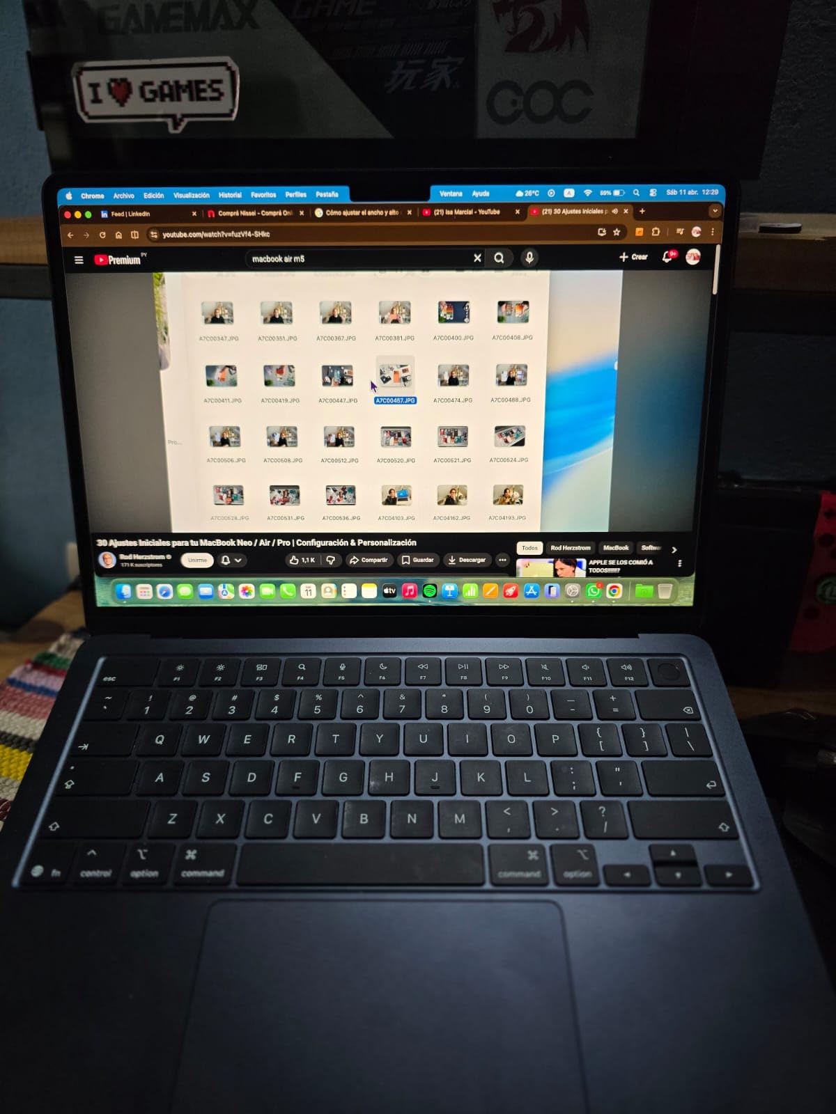 Apple 2026 MacBook Air 13-inch Laptop with M5 chip: Built for AI, 13.6-inch Liquid Retina Display, 16GB Unified Memory, 512GB SSD, 12MP Center Stage Camera, Touch ID, Wi-Fi 7; Sky Blue customer photo 2