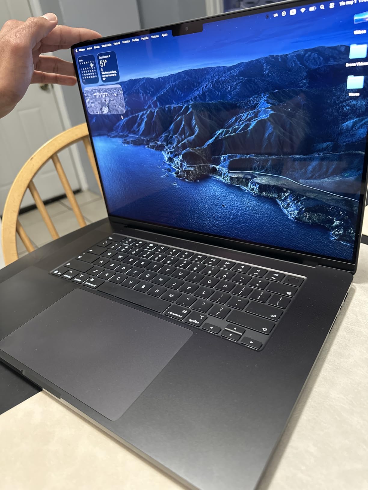 2026 MacBook Pro Laptop with Apple M5 Pro chip with 18-core CPU and 20-core GPU: Built for AI, 16.2-inch Liquid Retina XDR Display, 24GB Unified Memory, 1TB SSD, Wi-Fi 7; Space Black customer photo 2