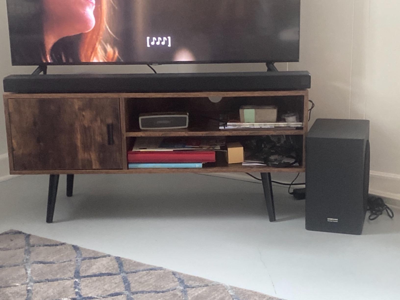 Samsung HW-Q800F 5.1.2ch Q Series Soundbar with Wireless Dolby Atmos, Game Mode Pro & Subwoofer, Q-Symphony, SpaceFit Sound Pro for Home Theater & Gaming customer photo 2
