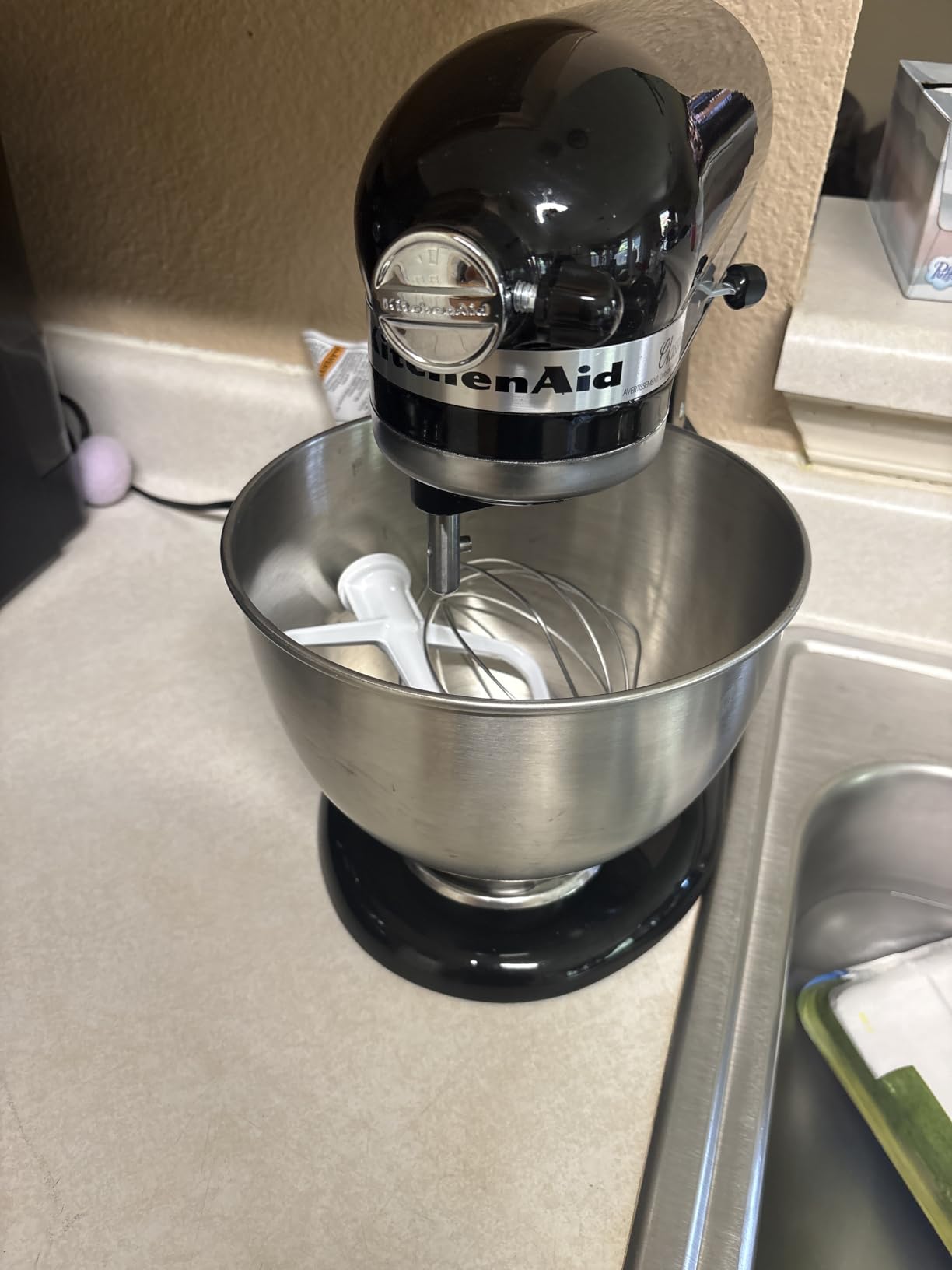 KitchenAid Classic Series 4.5 Quart Tilt-Head Stand Mixer K45SS, White customer photo 1