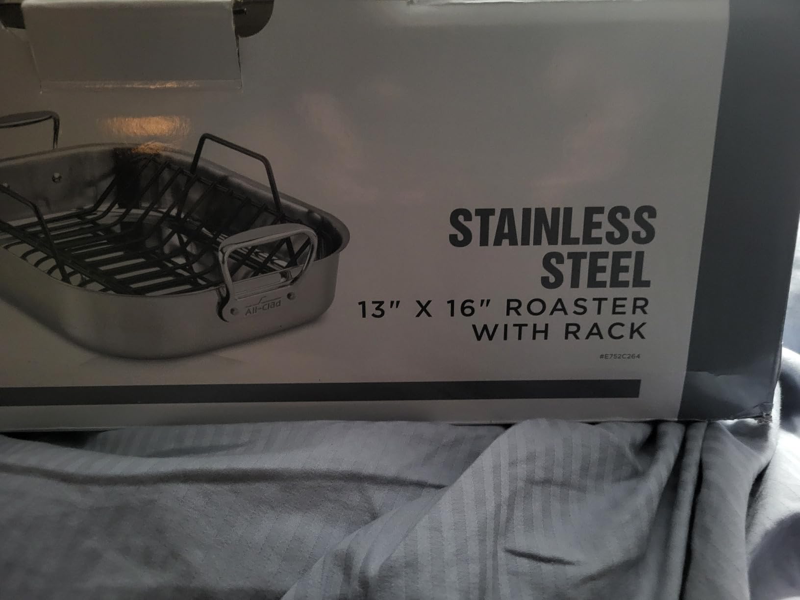 All-Clad Specialty Stainless Steel Roaster and Nonstick Rack 16x13x5 Inch Oven Broiler Safe 600F Roaster Pan, Pots and Pans, Bakeware, Turkey, Silver customer photo 1