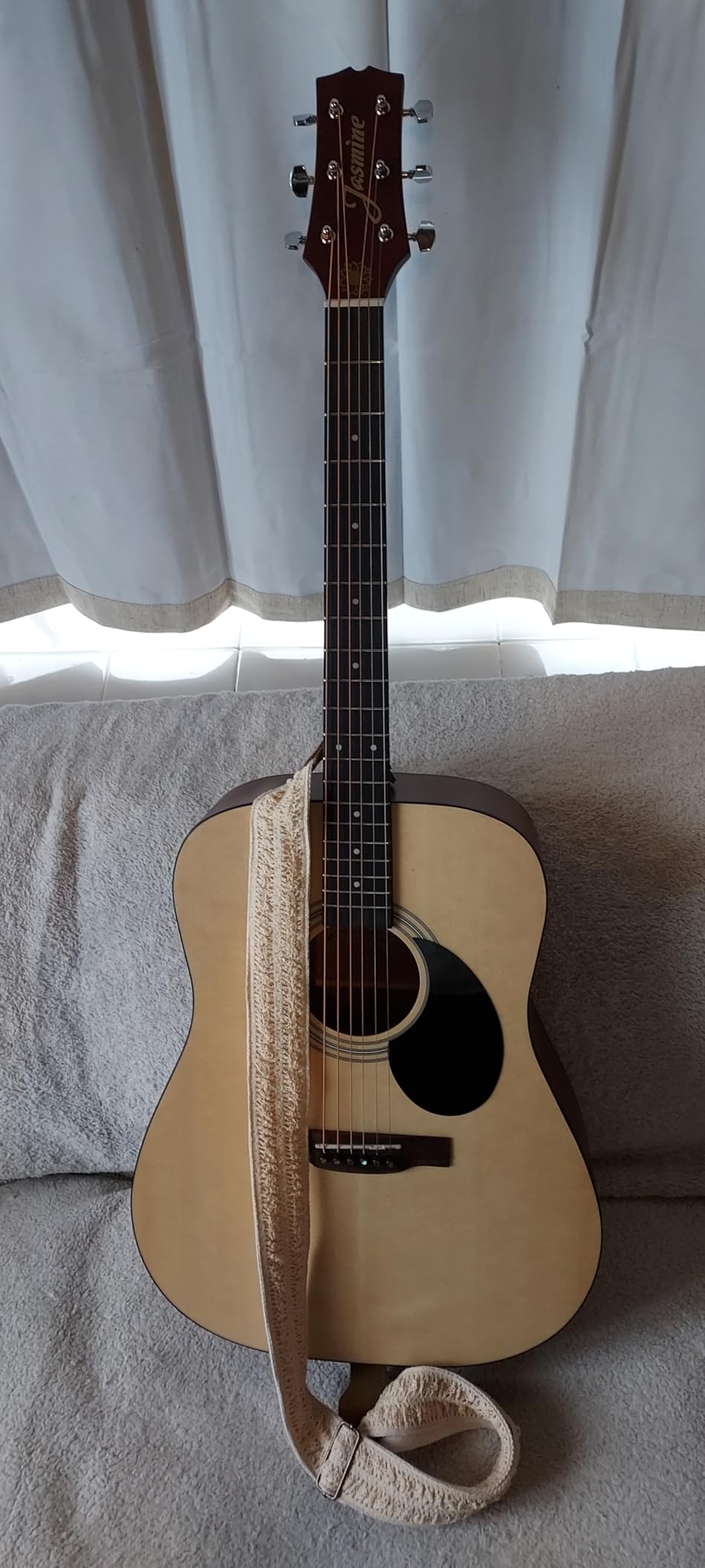 Jasmine S35 Dreadnought Acoustic Guitar, Rosewood Fingerboard, Advanced X Bracing customer photo 2