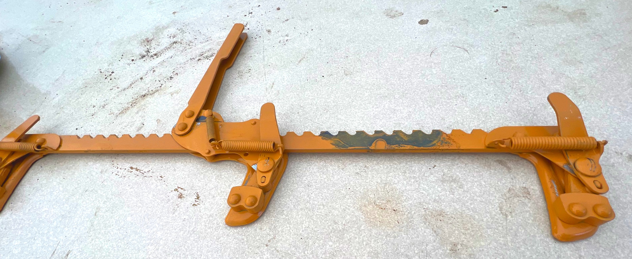 Goldenrod, Dutton-Lainson, 415 Fence Stretcher-Splicer | Third Hook customer photo 1