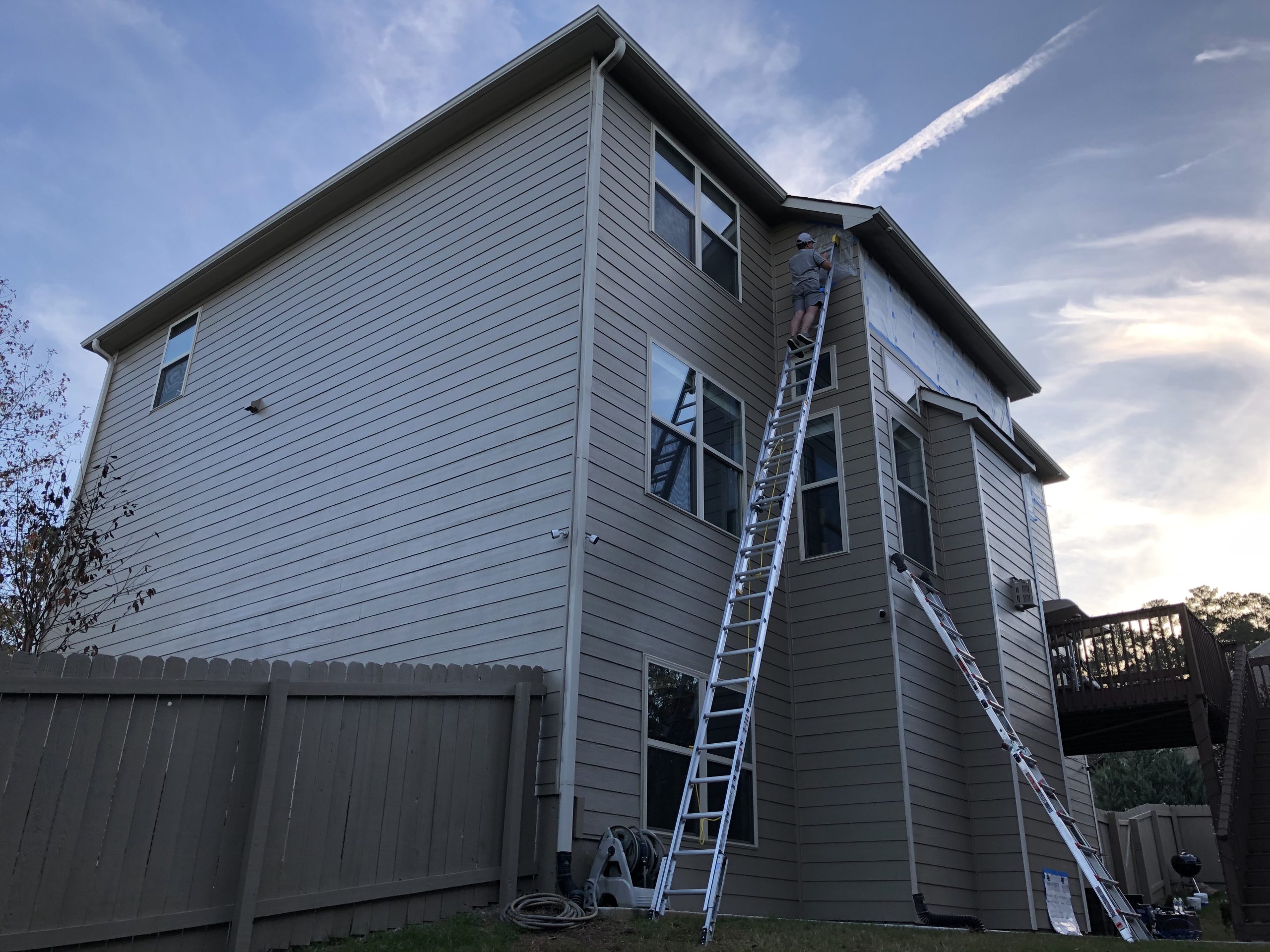 Louisville Ladder 24-foot Aluminium Extension Ladder, 250-Pound Load Capacity, Type I, AE3224 customer photo 1