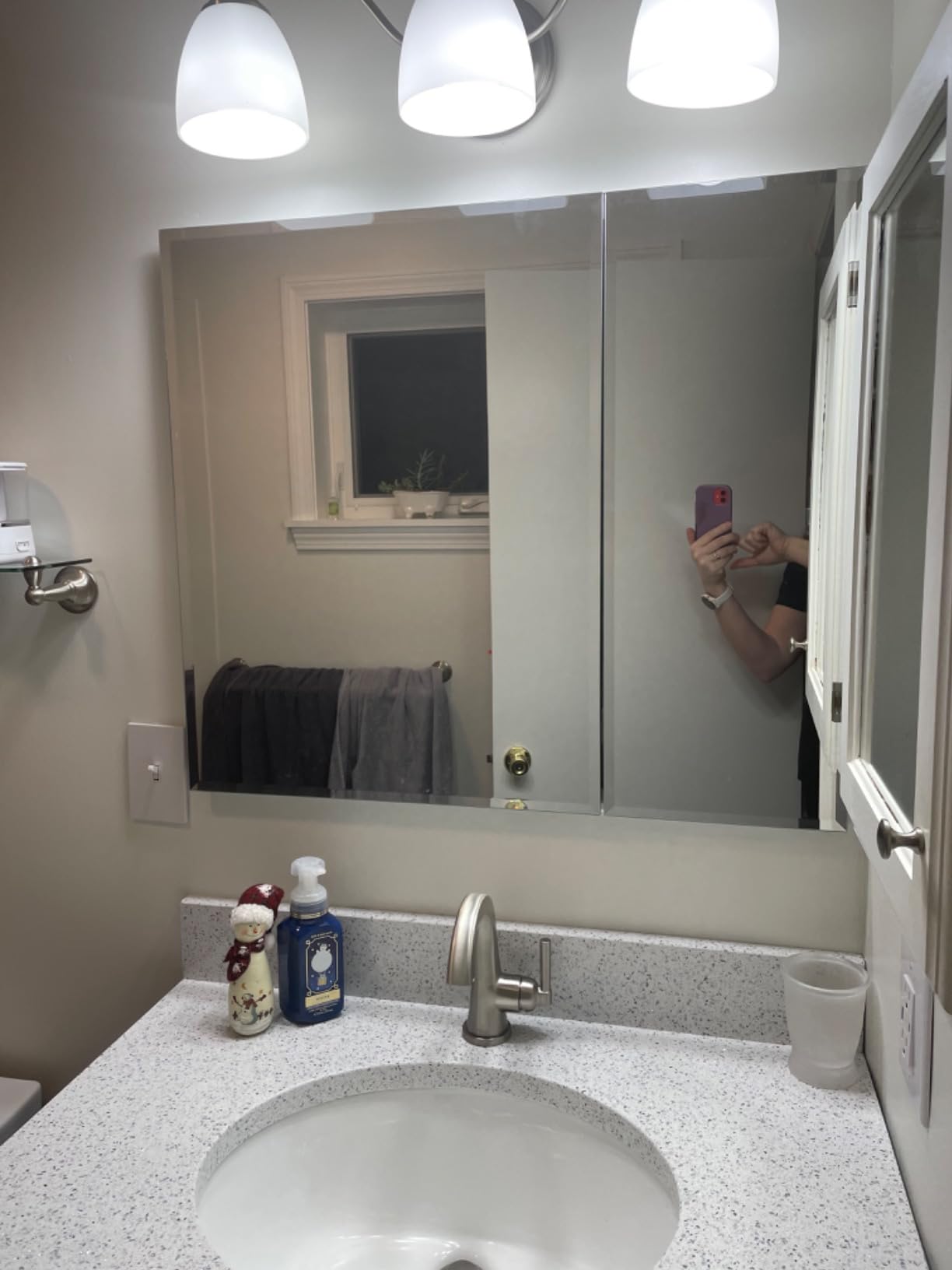 Kohler Frameless Bathroom Mirror Medicine Cabinet, 20 in x 26 in | CB-CLC2026FS, Single Door, Rectangular Beveled Edge Frame, Adjustable Shelves for Storage customer photo 2