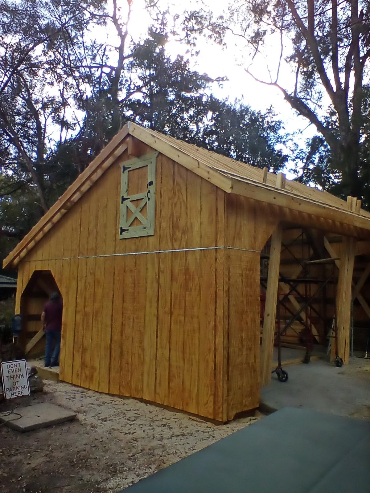 DEWALT Rotary Laser Level Kit, Indoor/Outdoor Survey Laser Transit (DW074KD) customer photo 1