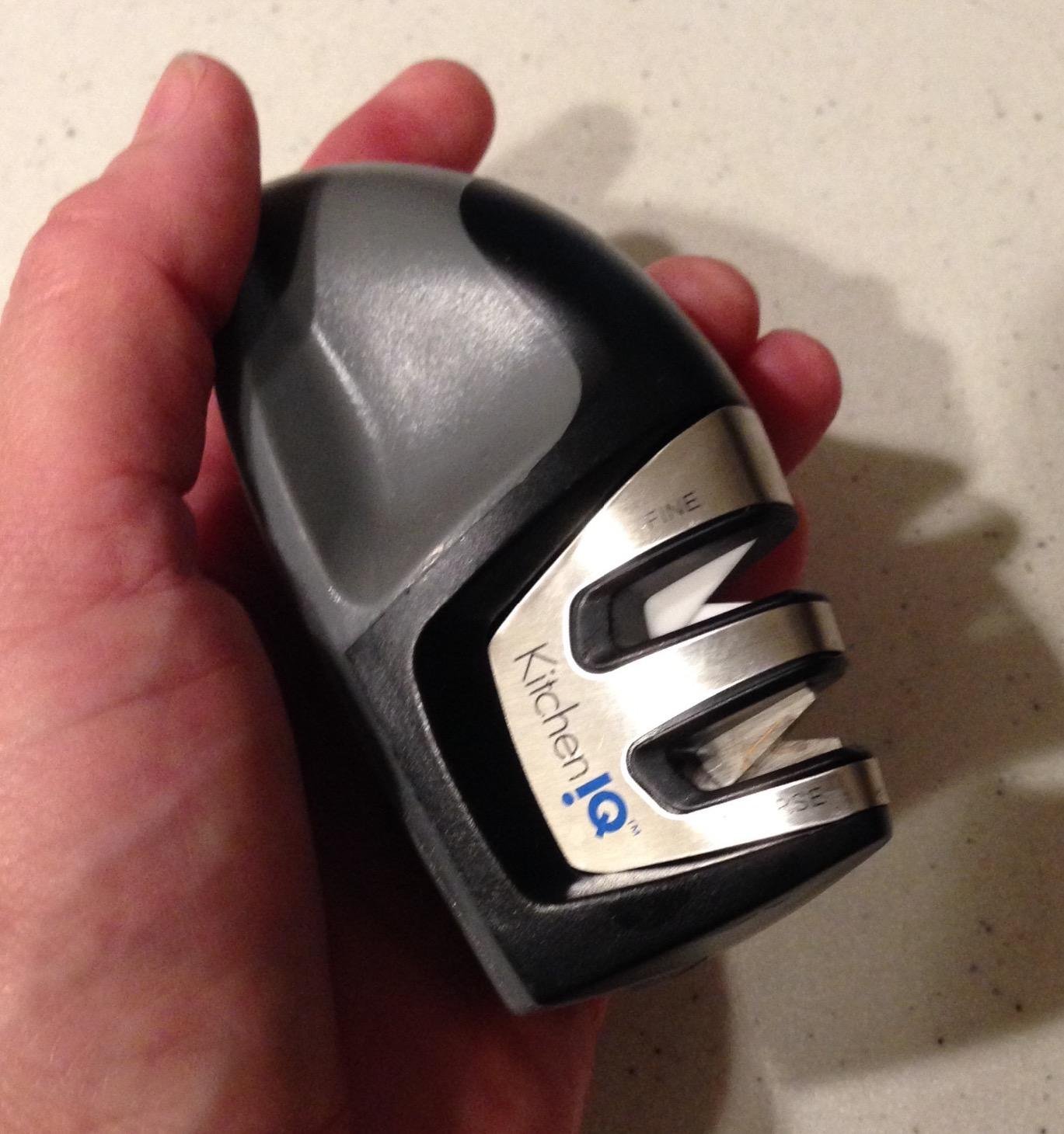 KitchenIQ 50009 Edge Grip 2-Stage Knife Sharpener, Black, Coarse & Fine Sharpeners, Compact for Easy Storage, Stable Non-Slip Base, Soft Grip Rubber Handle, Straight & Serrated Knives customer photo 2
