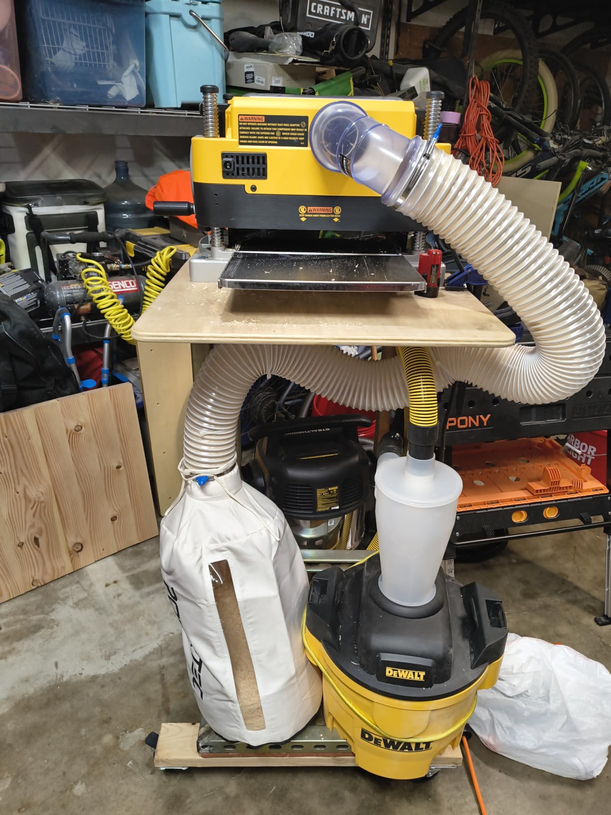 DEWALT Thickness Planer, 13-inch Wood Planer, Three Knife Two Speed, 15 Amp, 20,000 RPM Motor (DW735X) customer photo 1