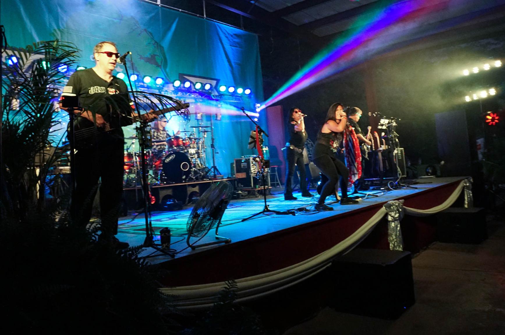 CHAUVET DJ Hurricane Haze 2 Water-Based Haze Machine customer photo 2